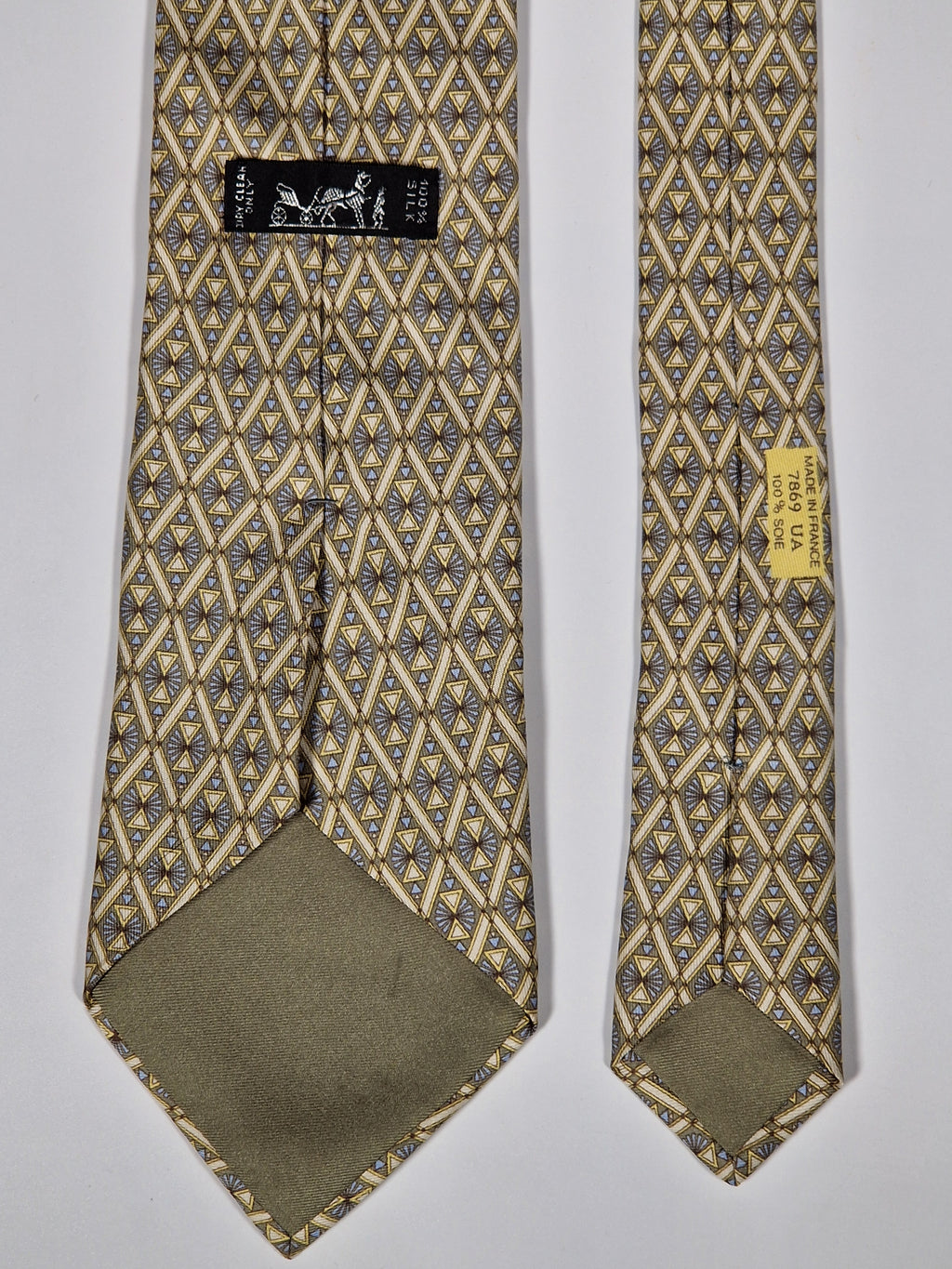 007869 Hermès tie green geometrical pattern 7869  UA