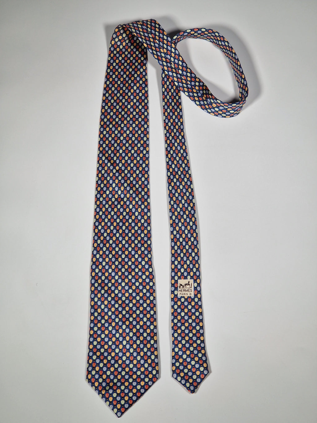 007910 Hermès tie blue hot air balloons pattern 7910 MA