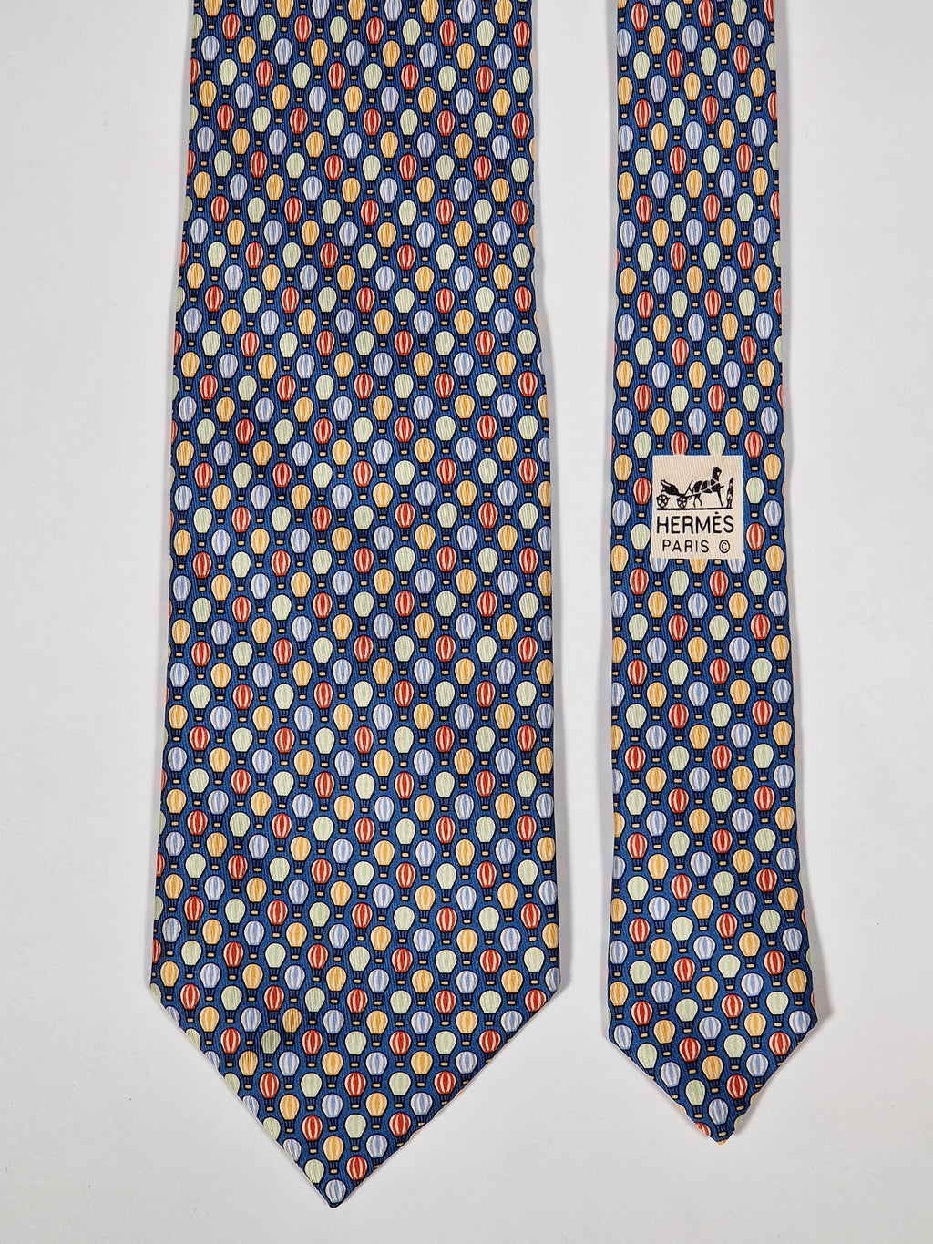 007910 Hermès tie blue hot air balloons pattern 7910 MA