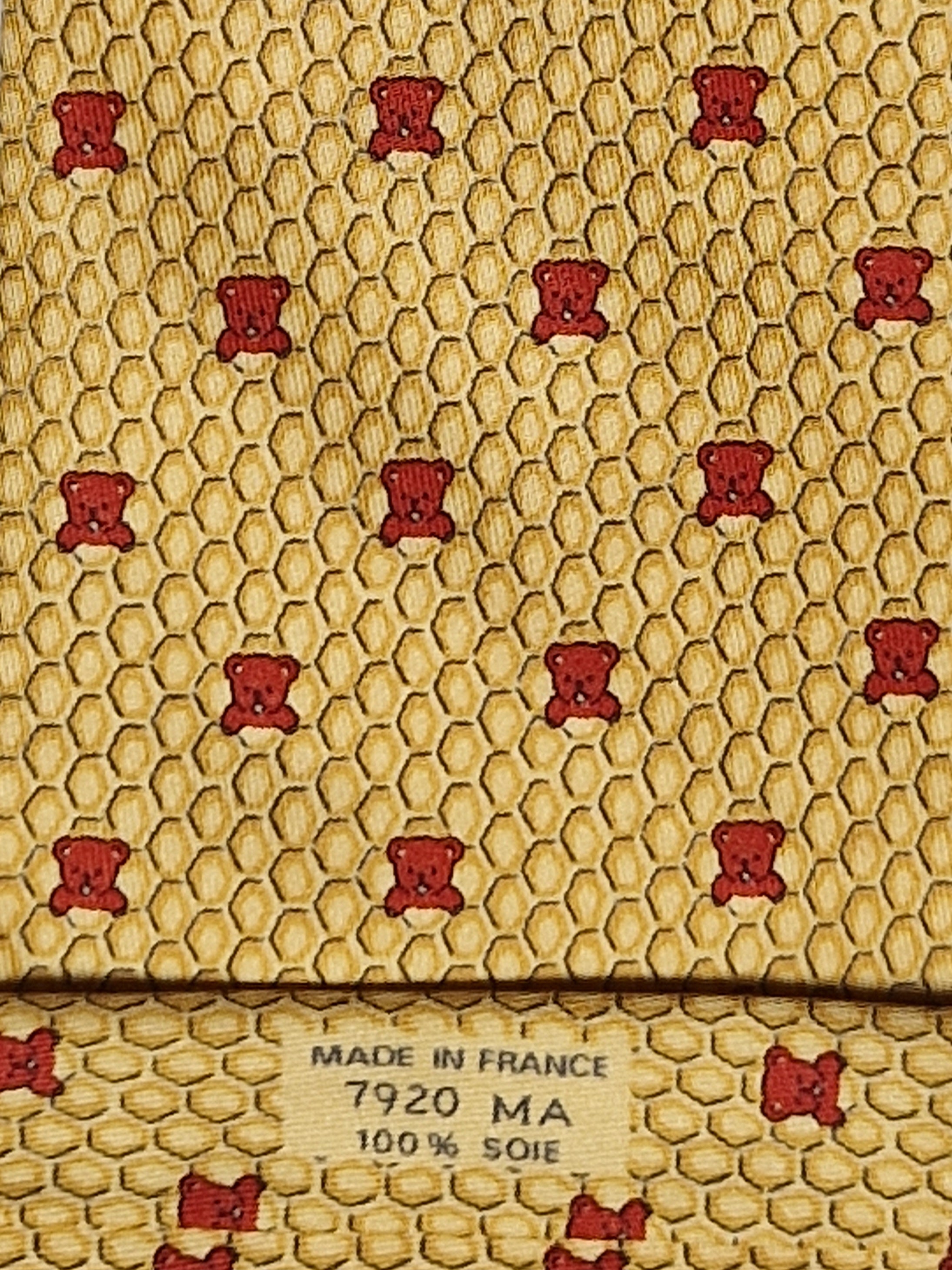 Hermès silk tie yellow bear honeycomb whimsical pattern 7920 MA