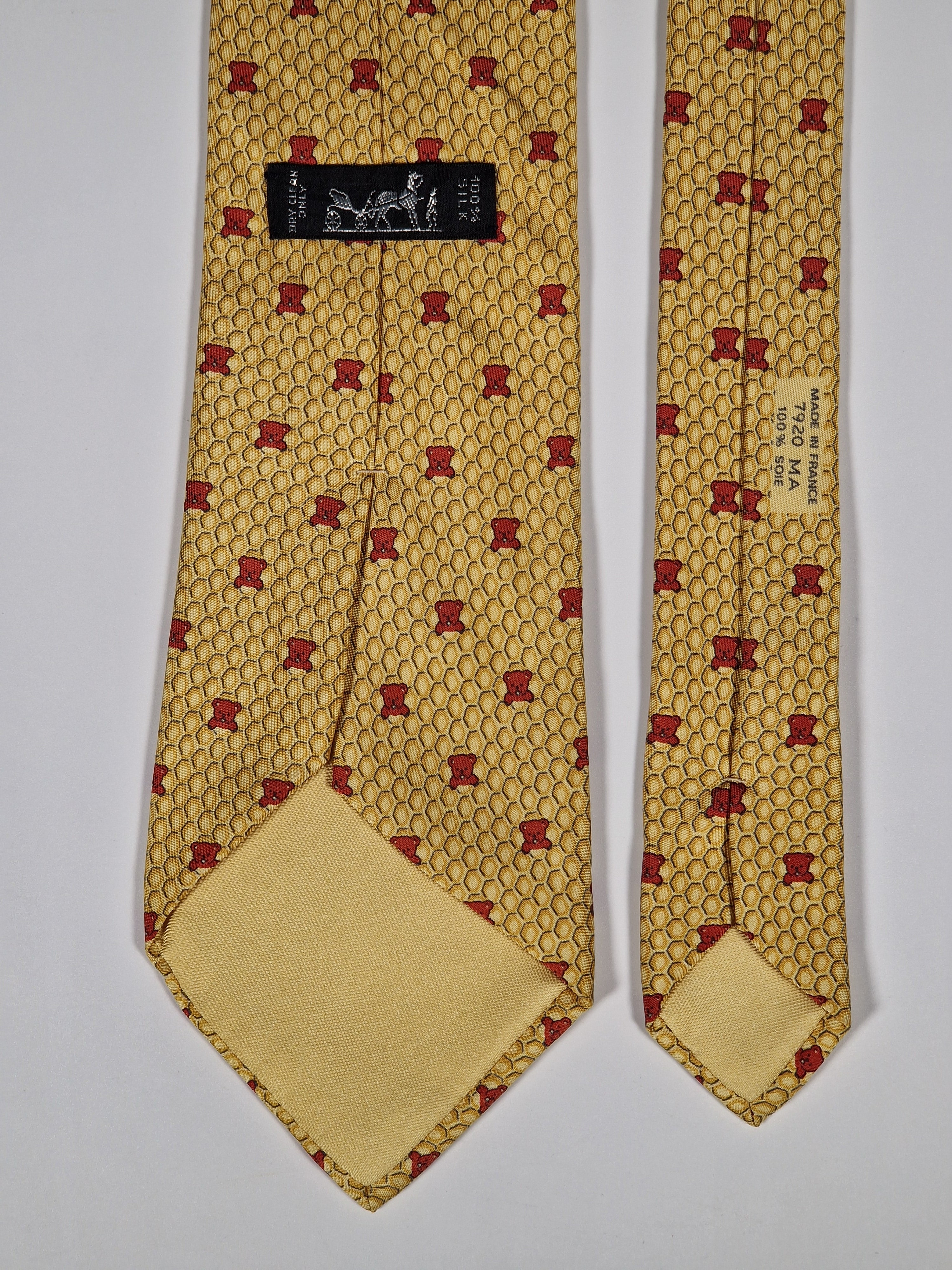 Hermès silk tie yellow bear honeycomb whimsical pattern 7920 MA