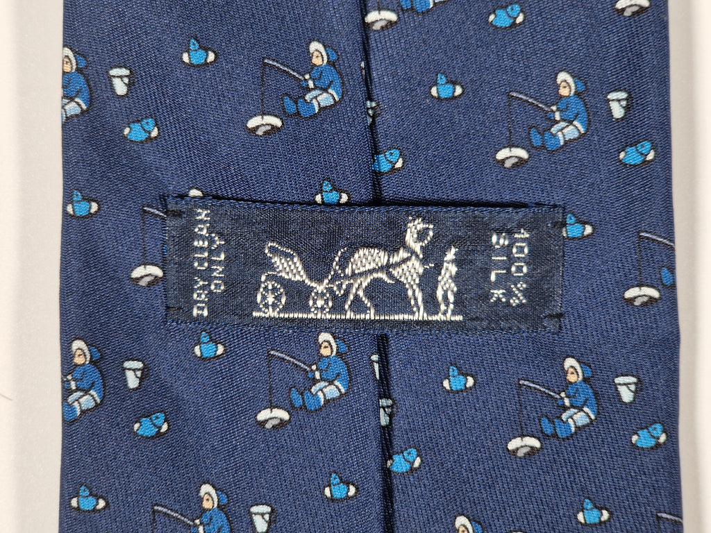 007933 Hermès tie isfishing whimsical pattern Hermès 7933 MA tie blue