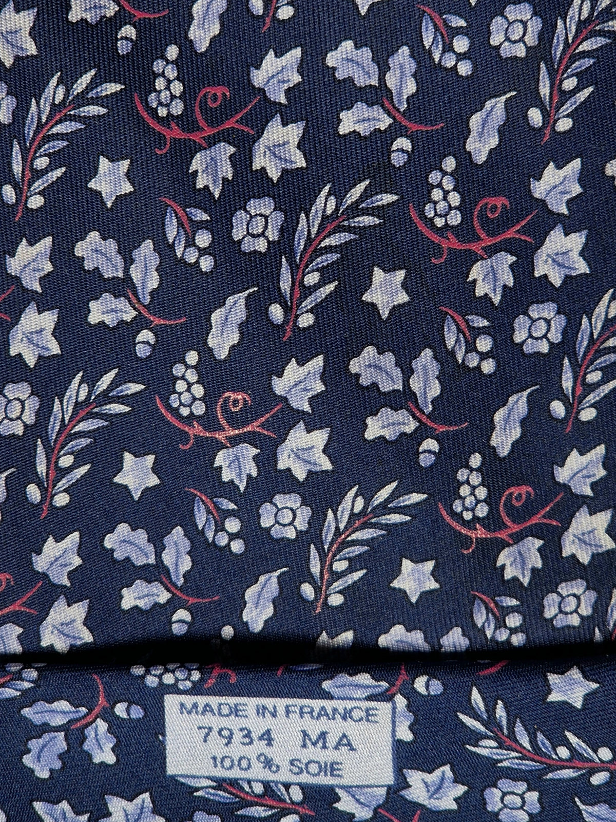 007934 Hermès tie blue wine grape pattern 7934 MA