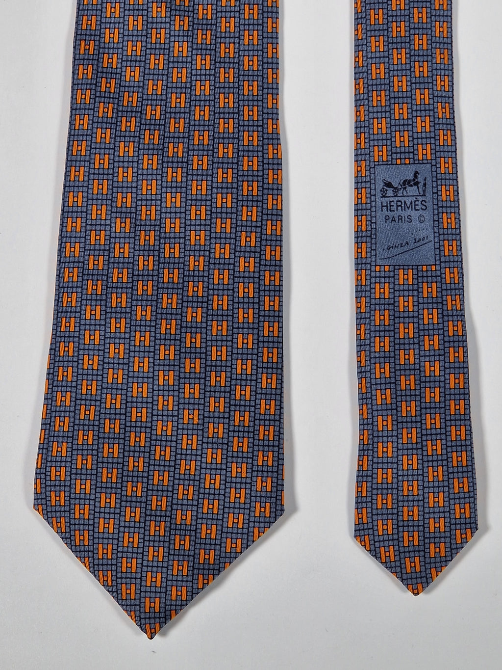 Hermès silk tie blue orange rare Ginza 2001 edition 7949 MA