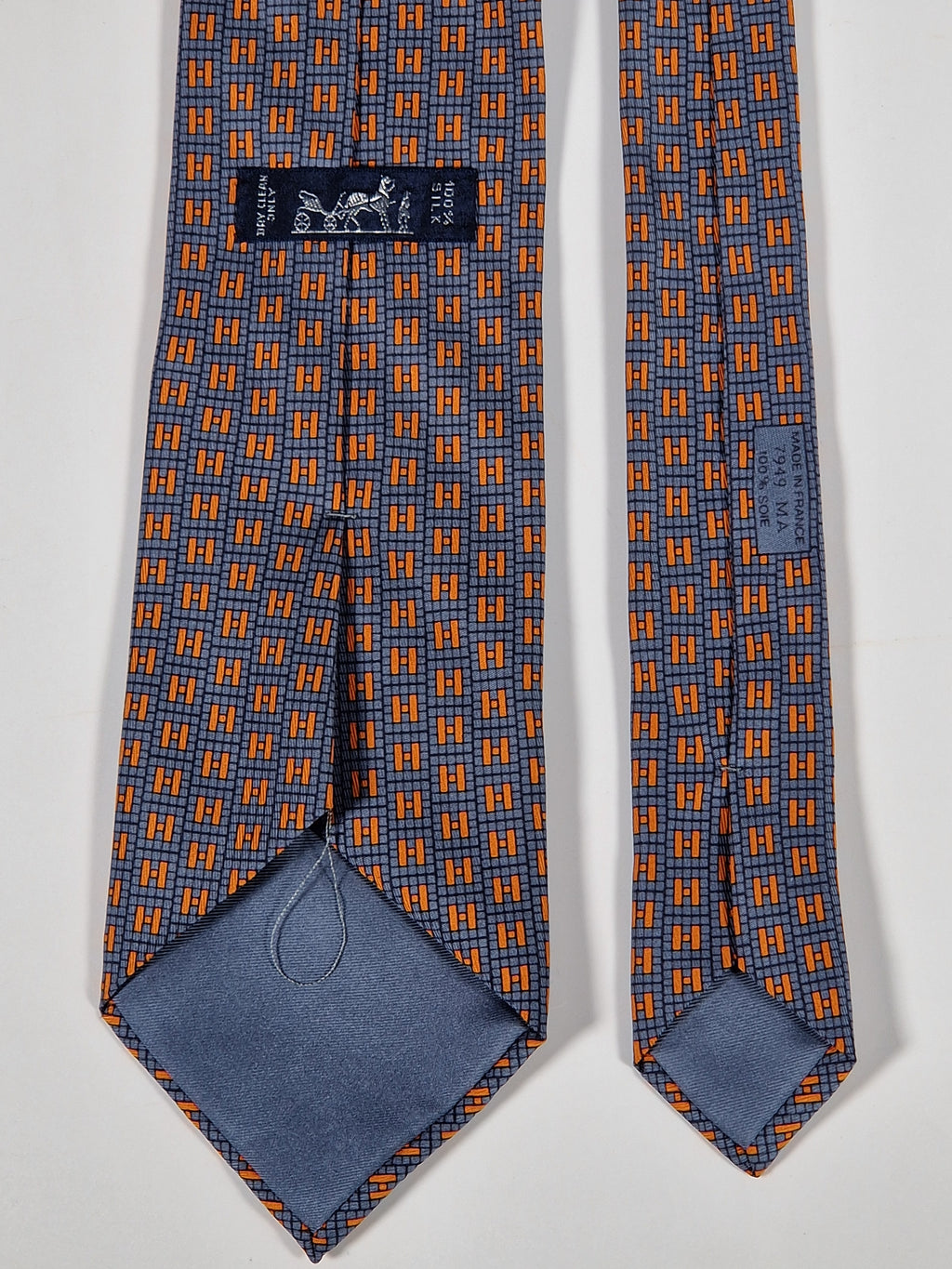 Hermès silk tie blue orange rare Ginza 2001 edition 7949 MA