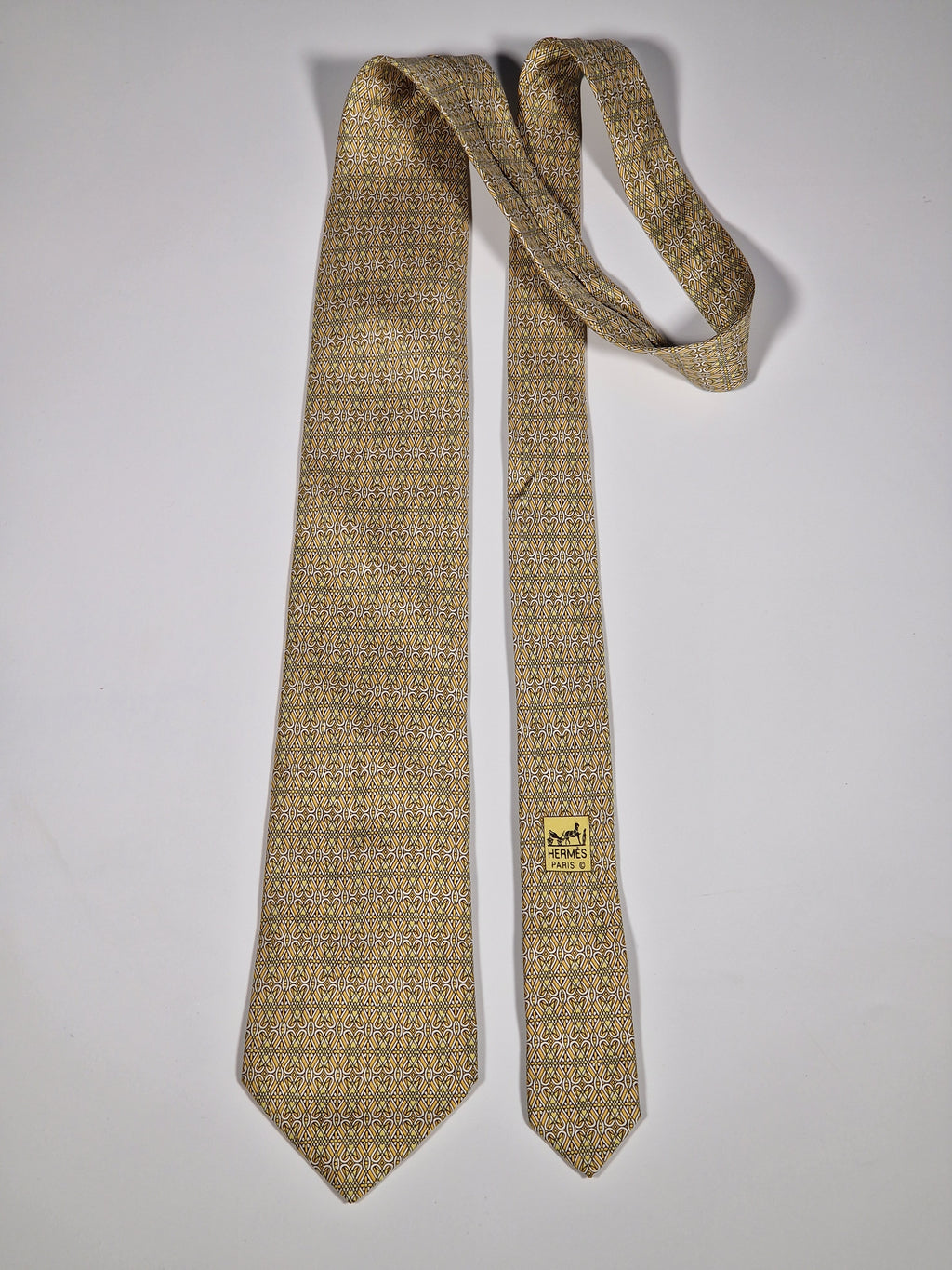 007952 Hermès silk tie yellow geometrical pattern 7952 EA