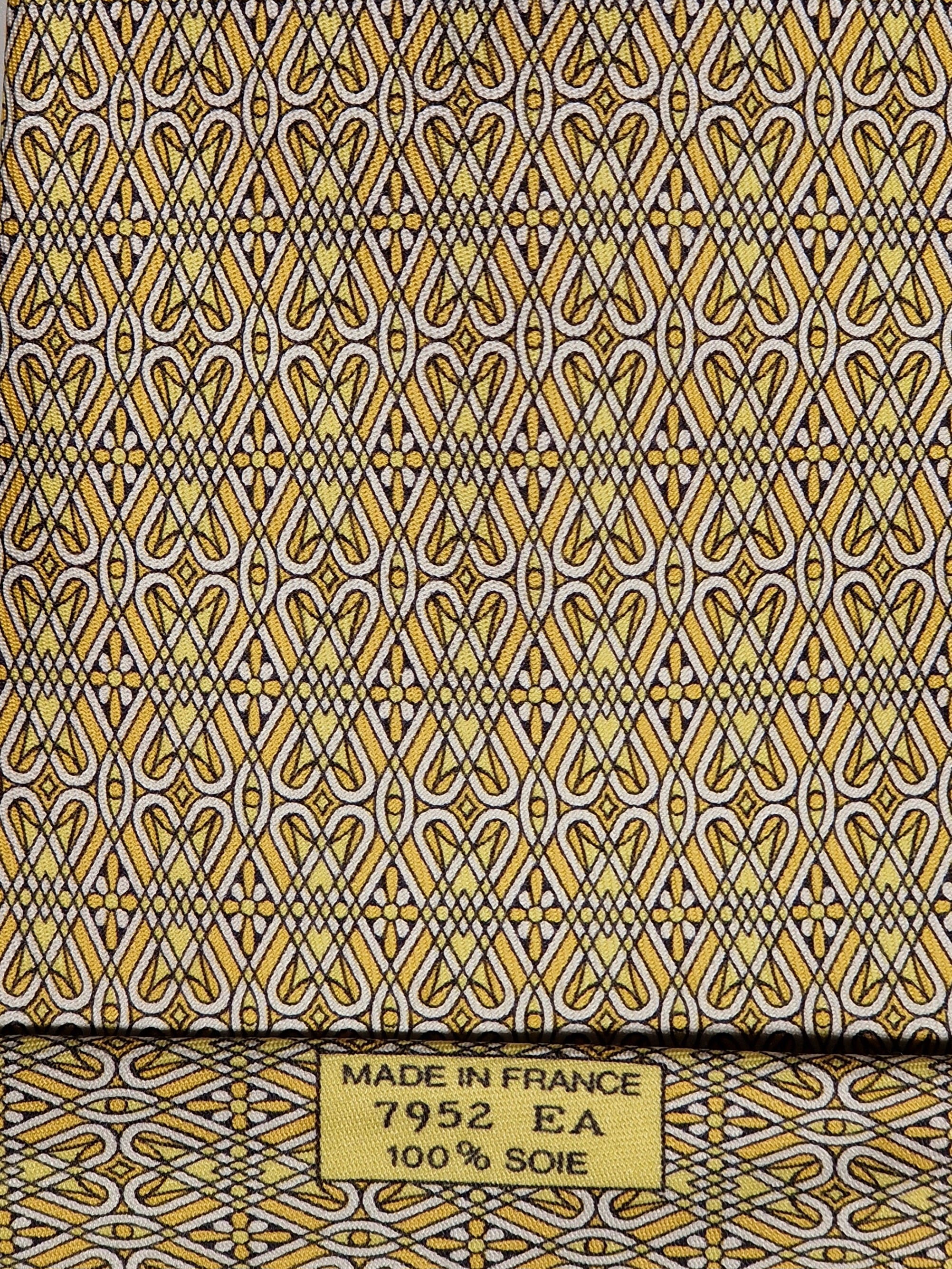 007952 Hermès silk tie yellow geometrical pattern 7952 EA