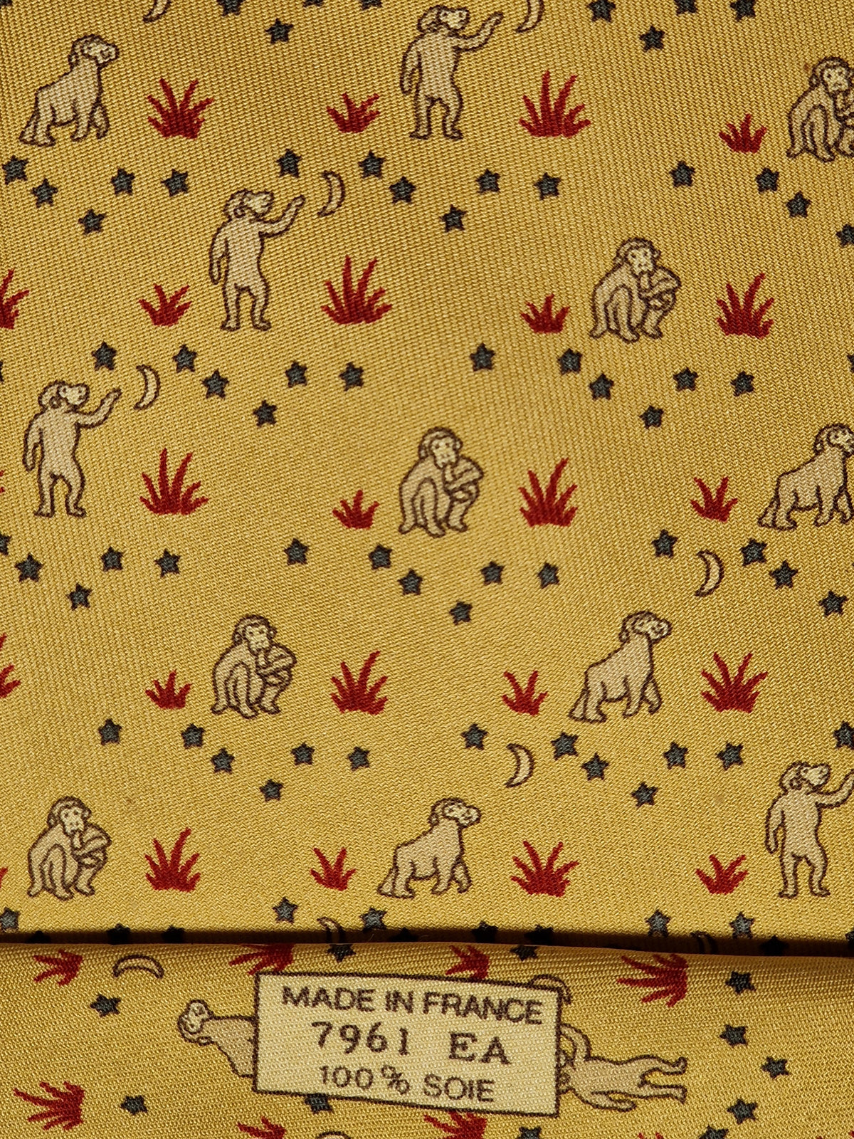 007961 Hermès tie yellow whimsical monkey pattern 7961 EA