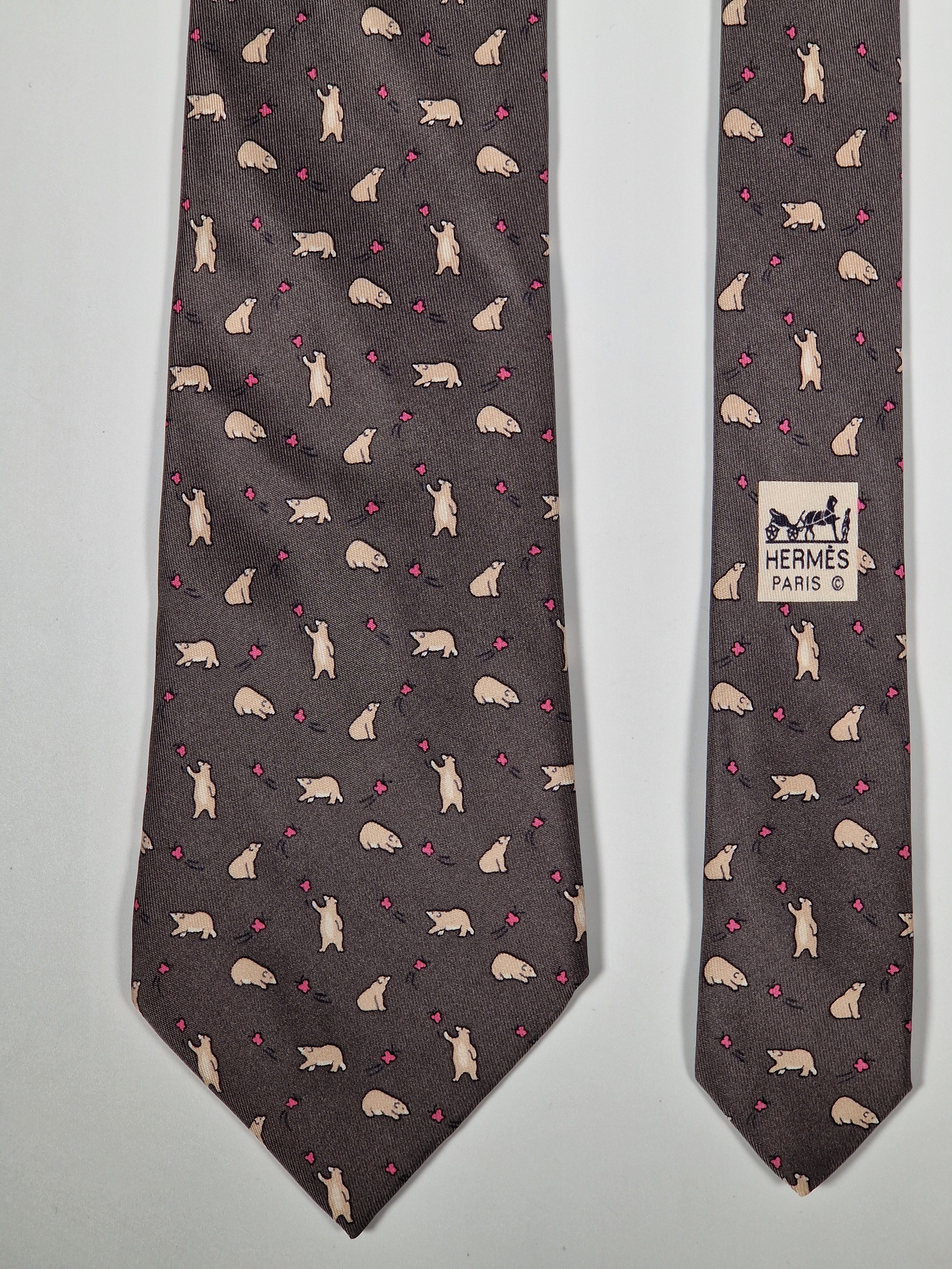 Hermès silk tie grey whimsical butterflies and bear 7973 EA