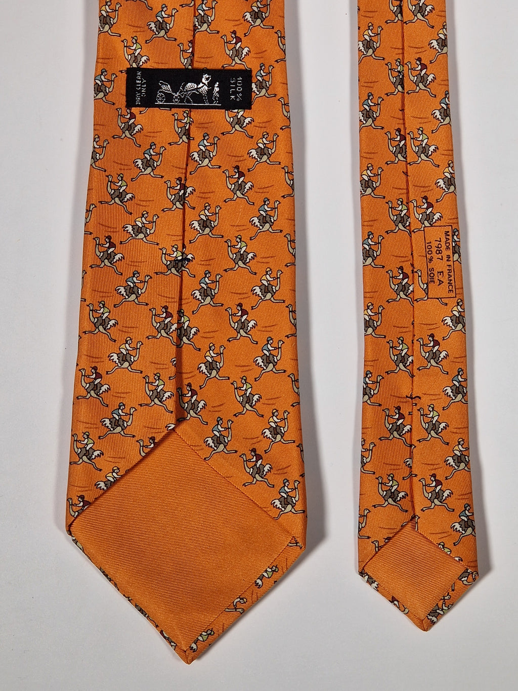 007987 Hermès tie orange ostrich jockey 7987 EA