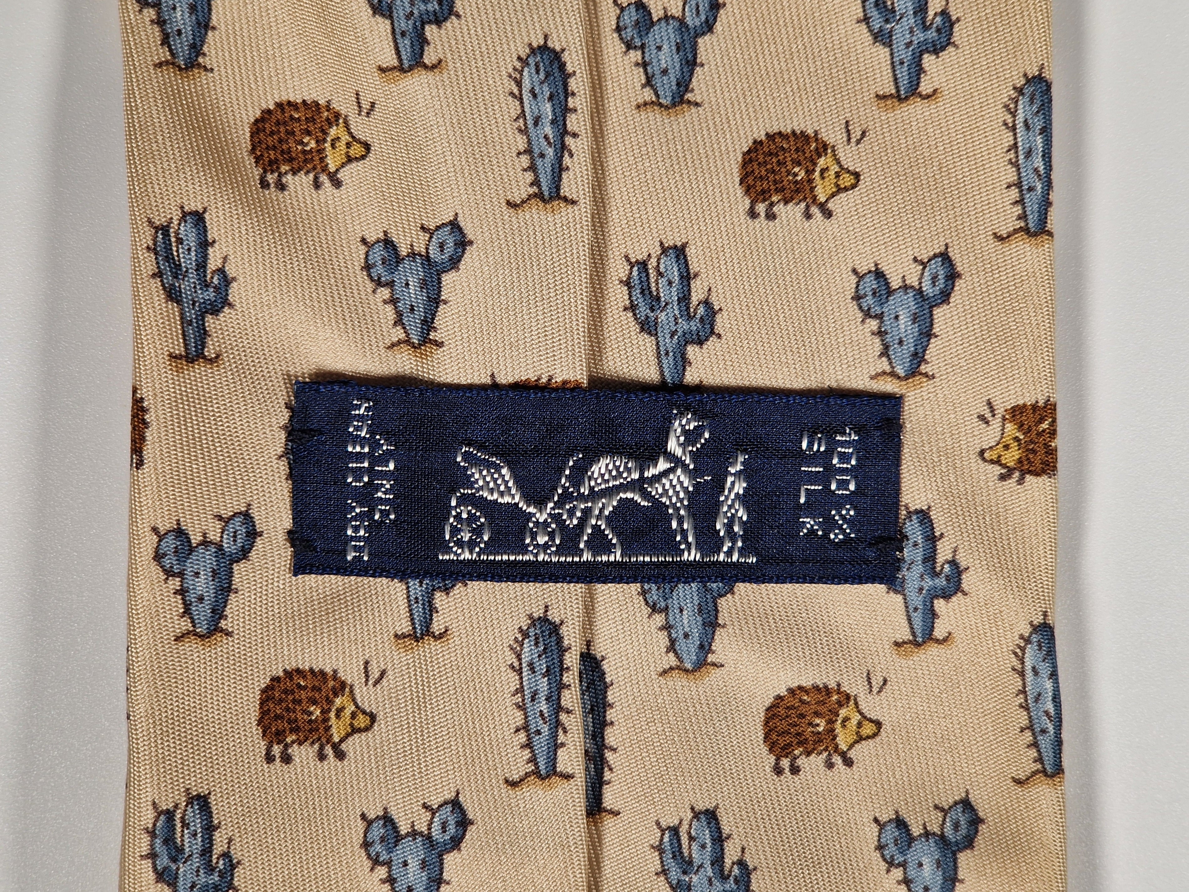 Hermès silk tie beige Hedgehog ad catus whimsical pattern 7988 EA