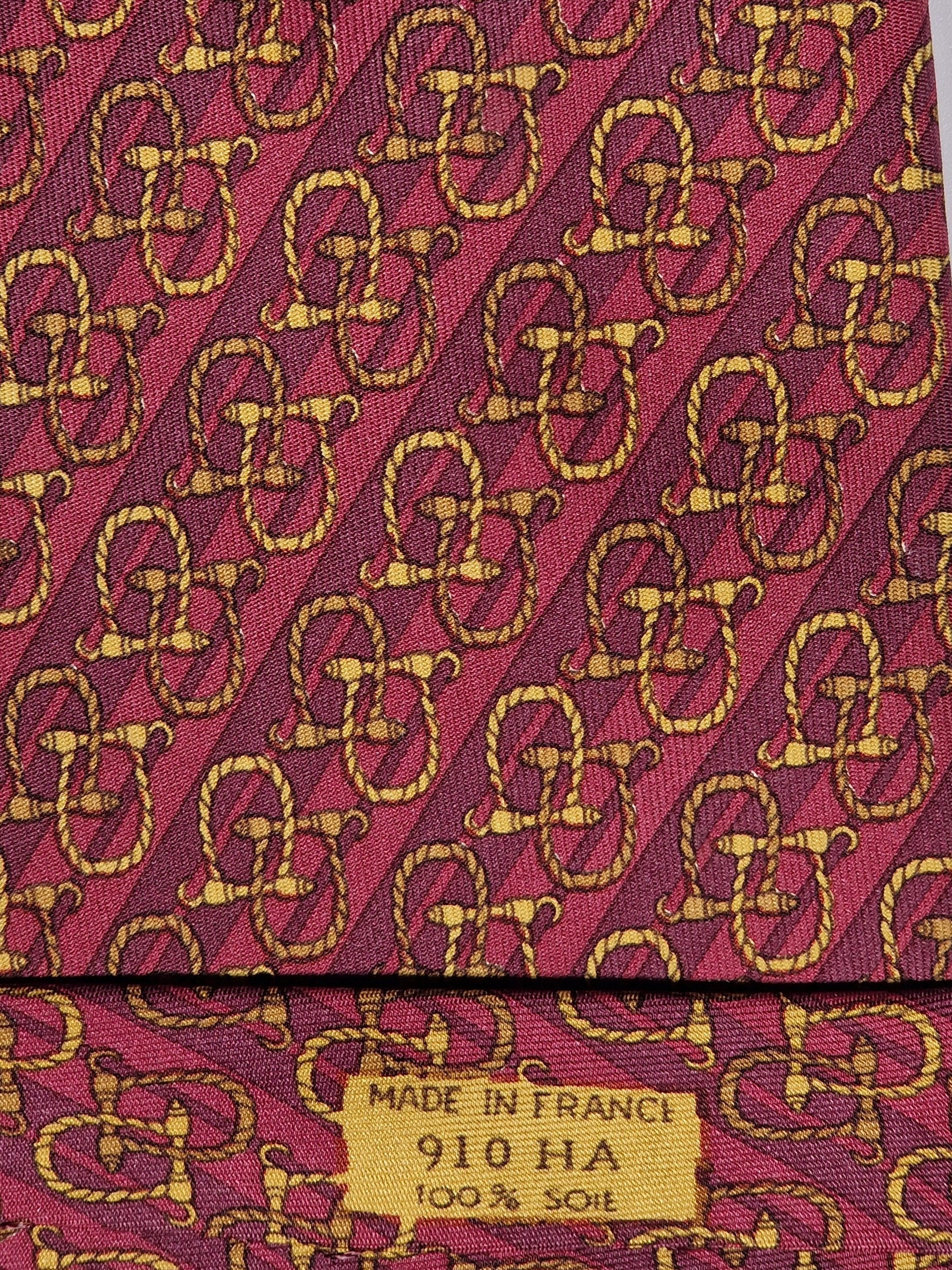 000910 Hermès tie red equestrian pattern 910 HA