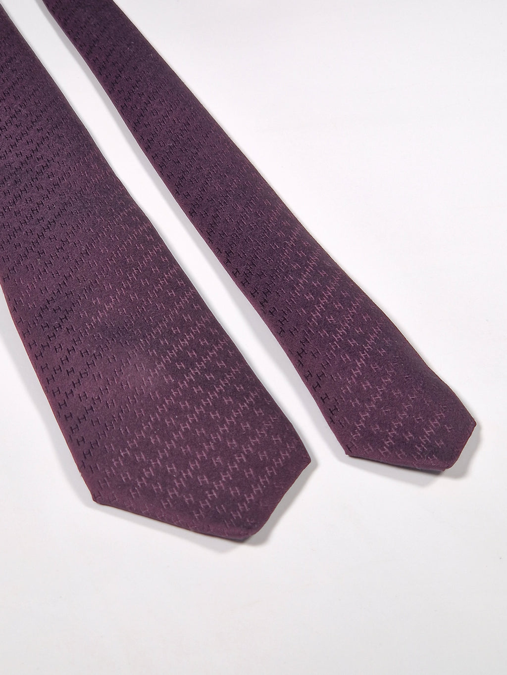 Hermès silk tie burgundy Faconnee New H