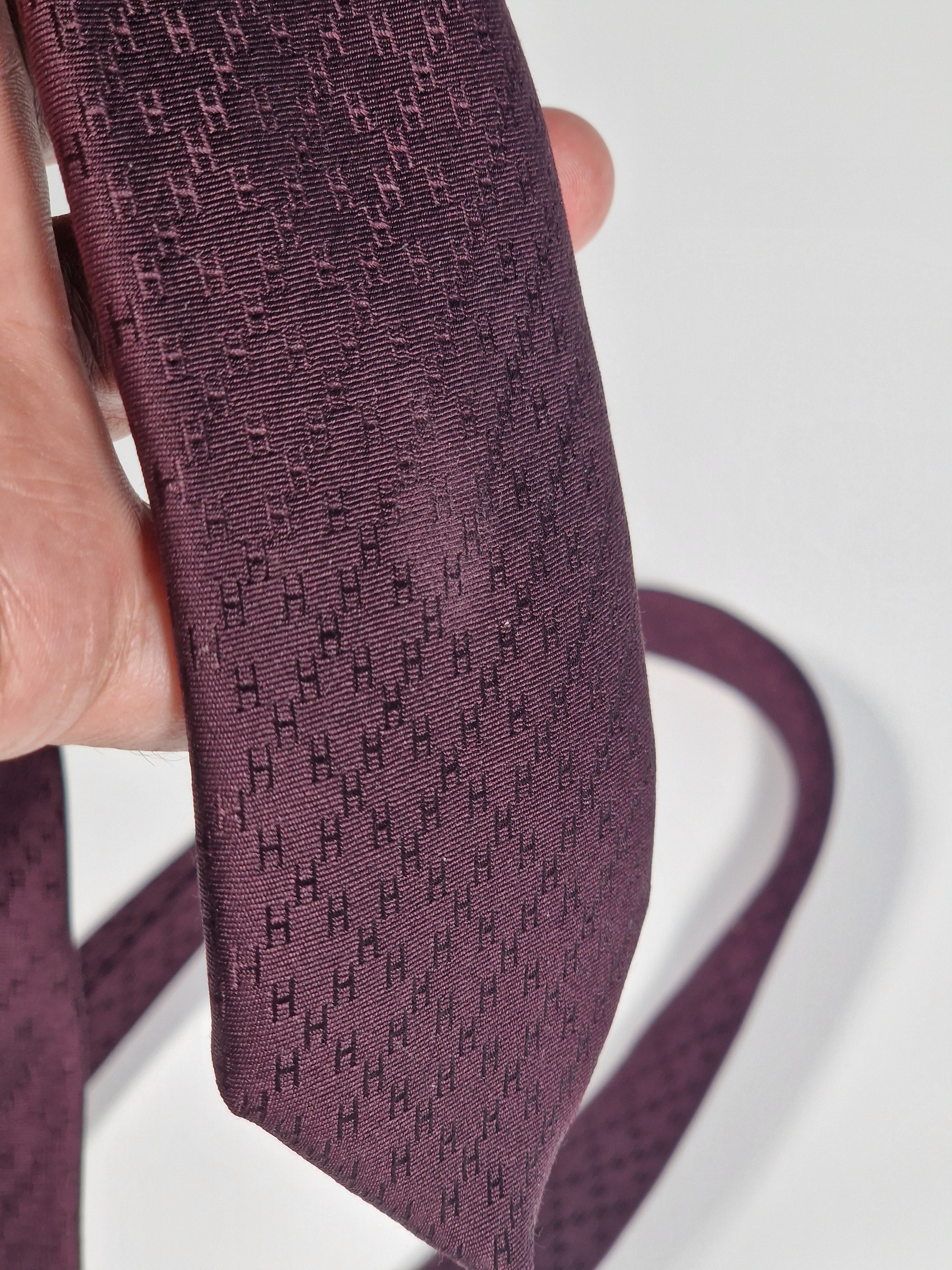 Hermès silk tie burgundy Faconnee New H