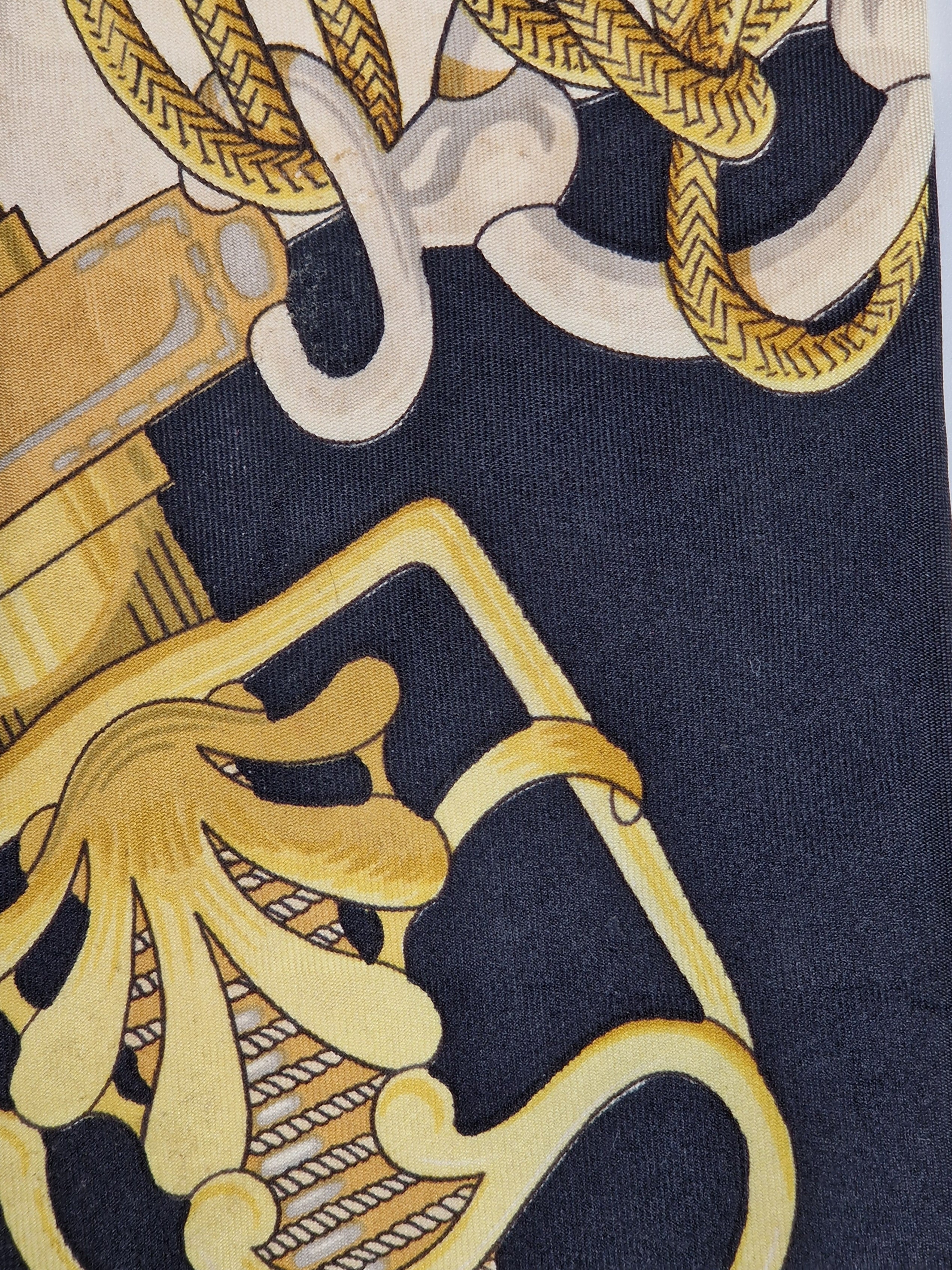 Hermés No Cod Scarf A Tie