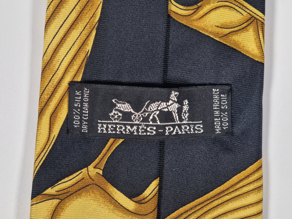 Hermés Scarf Tie