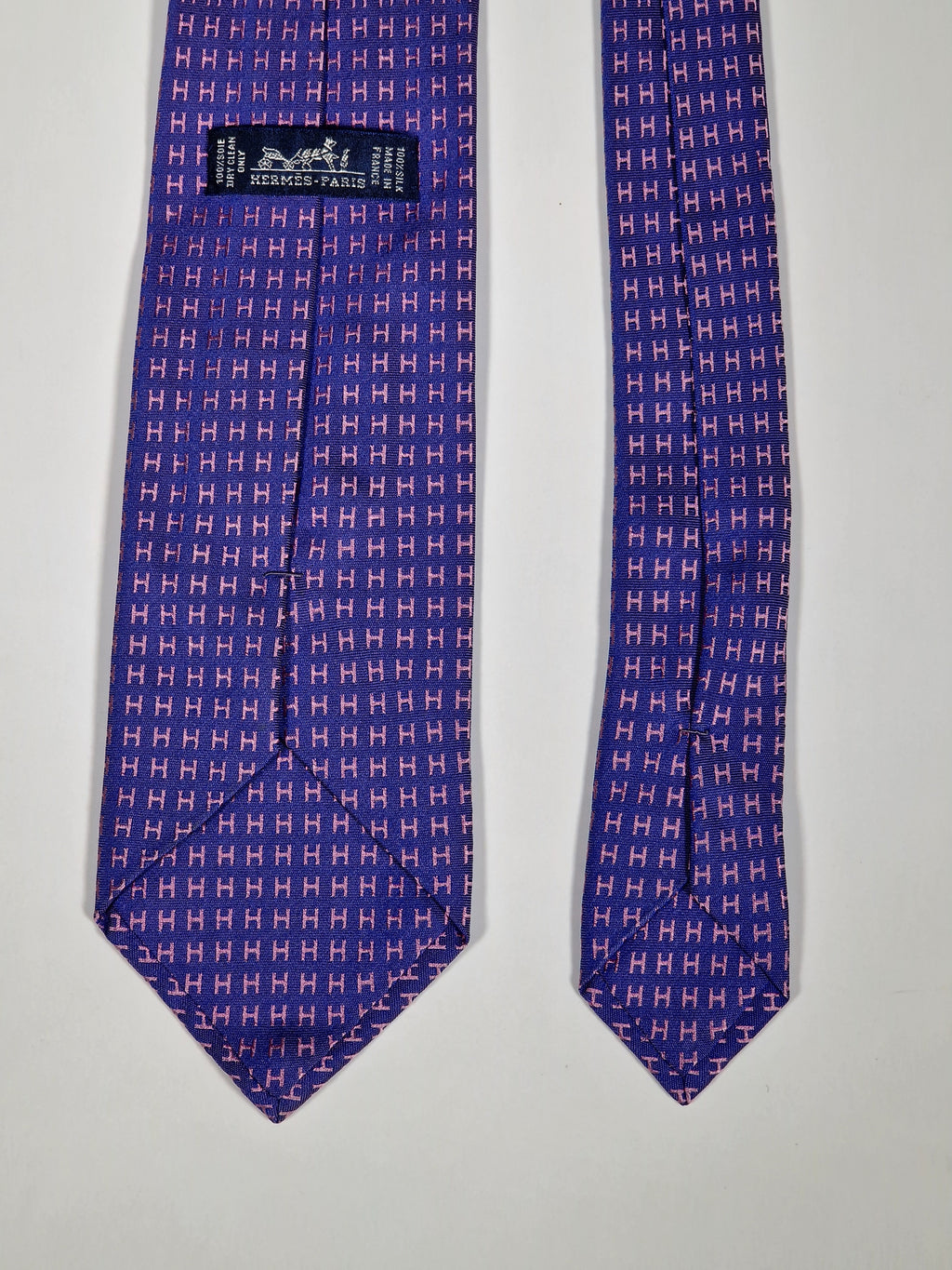 Hermès silk tie purple and pink jaquard Facconee No Code