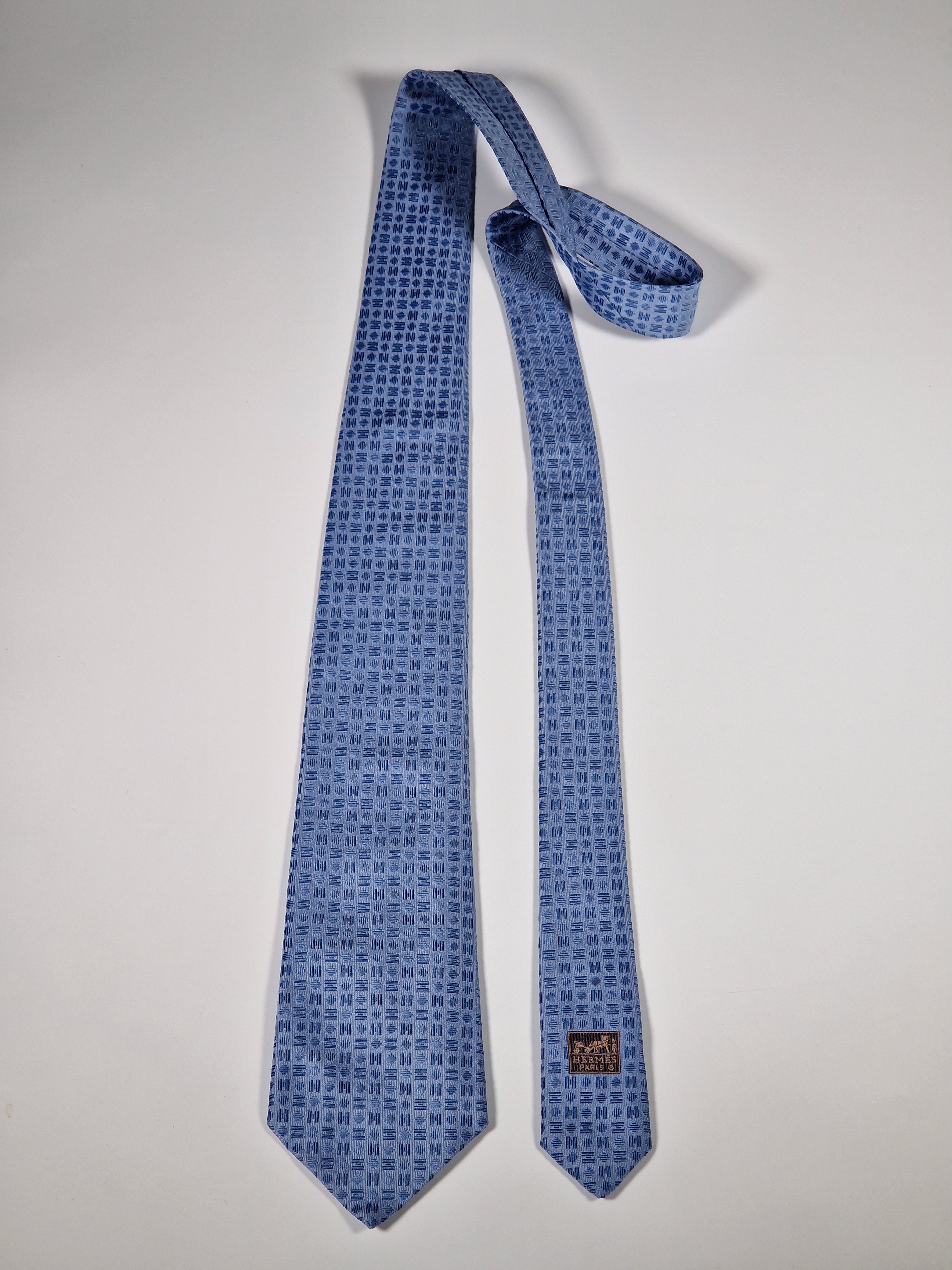 Hermès jaquard silk tie blue H pattern No Code