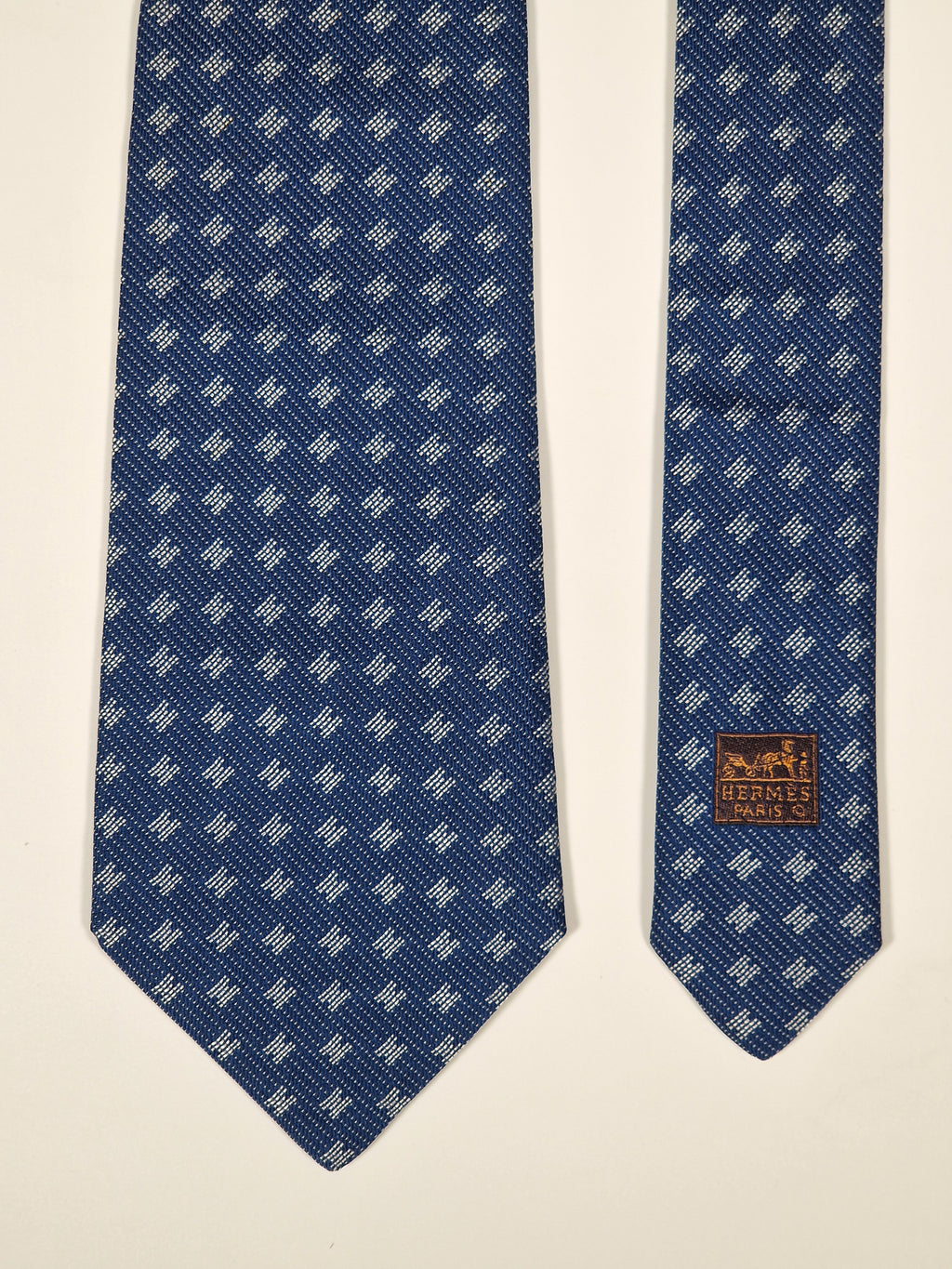No Code Hermès tie blu H pattern No Code