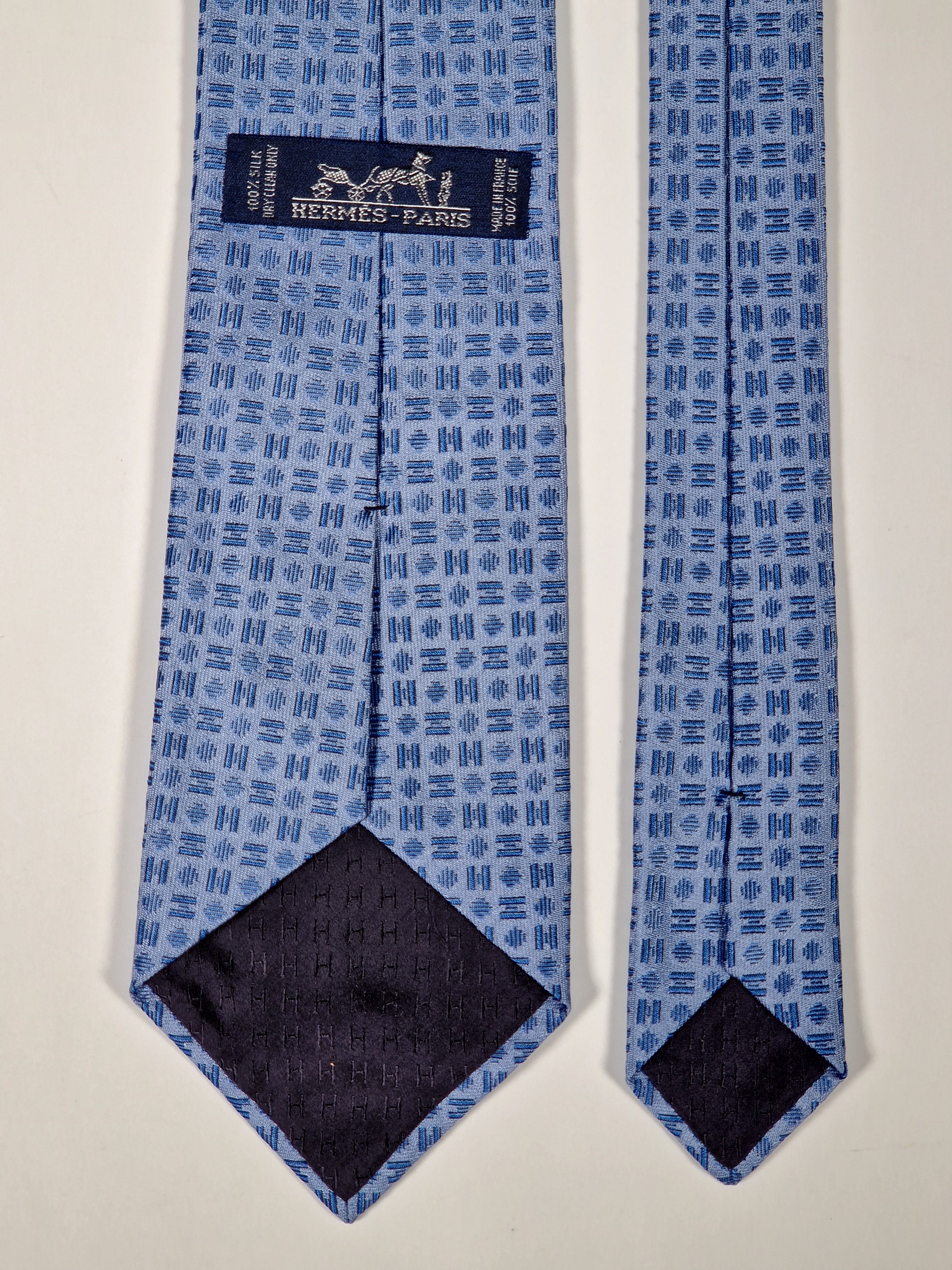 Hermès jaquard silk tie blue H pattern No Code