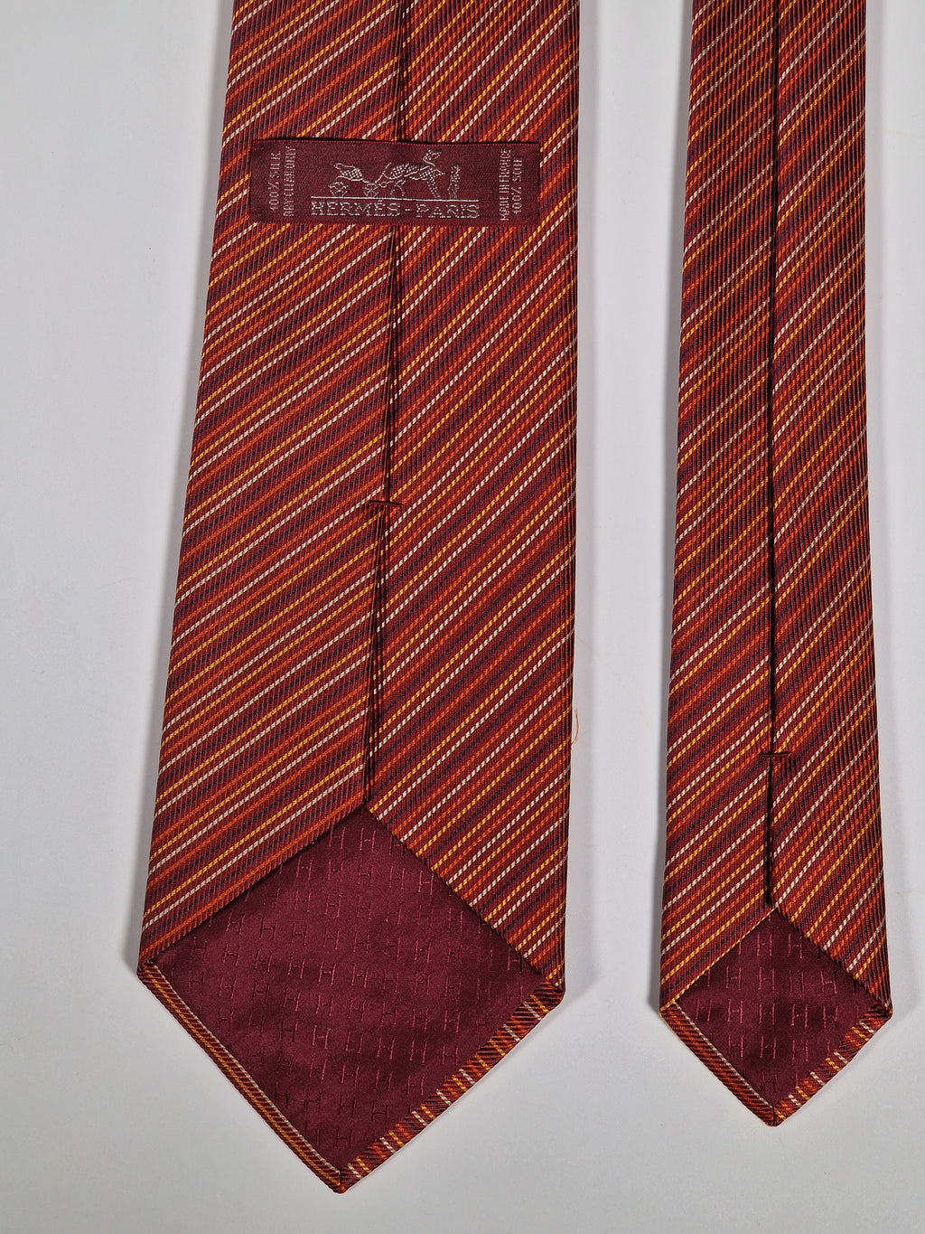 Vintage Hermès jaquard silk tie orange striped Hermès No Code tie red