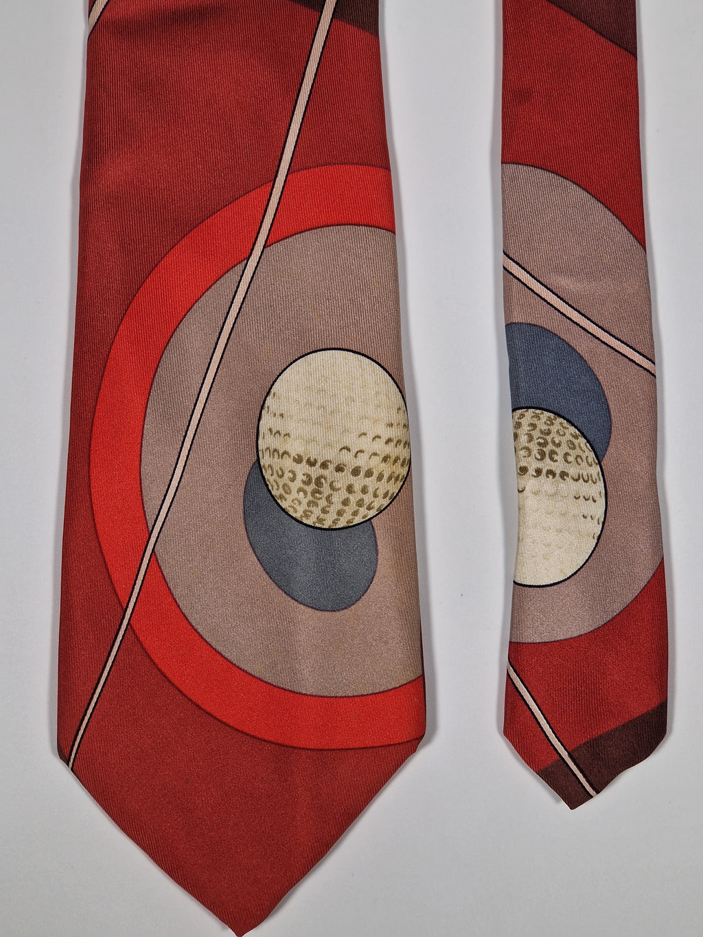 Hermès silk tie red golf scarf pattern No Code