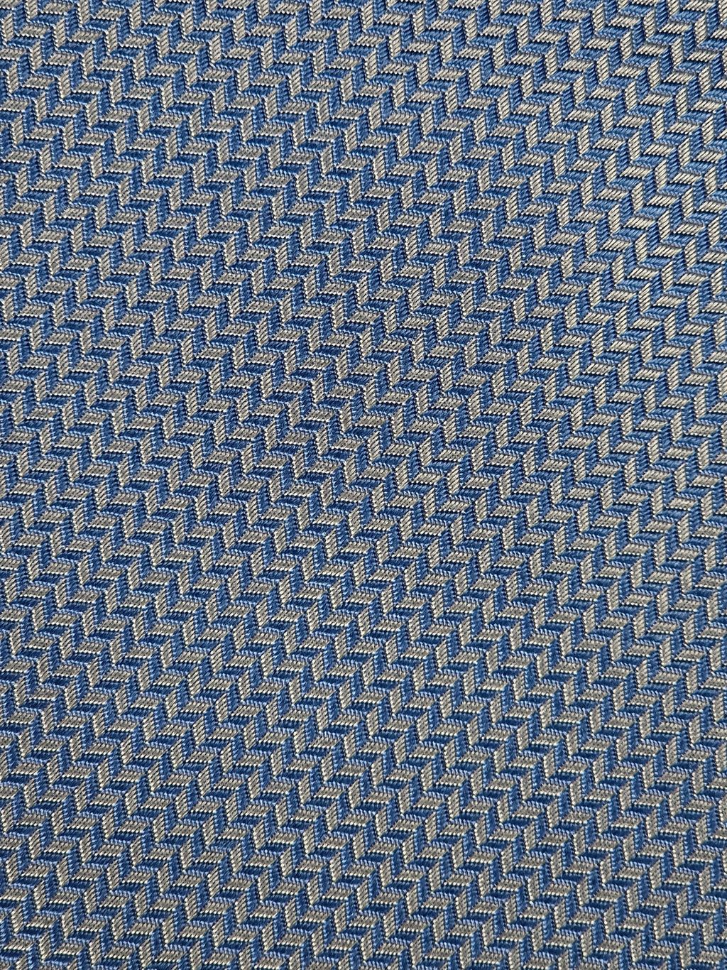 Hermès silk tie blue geometrical pattern No code