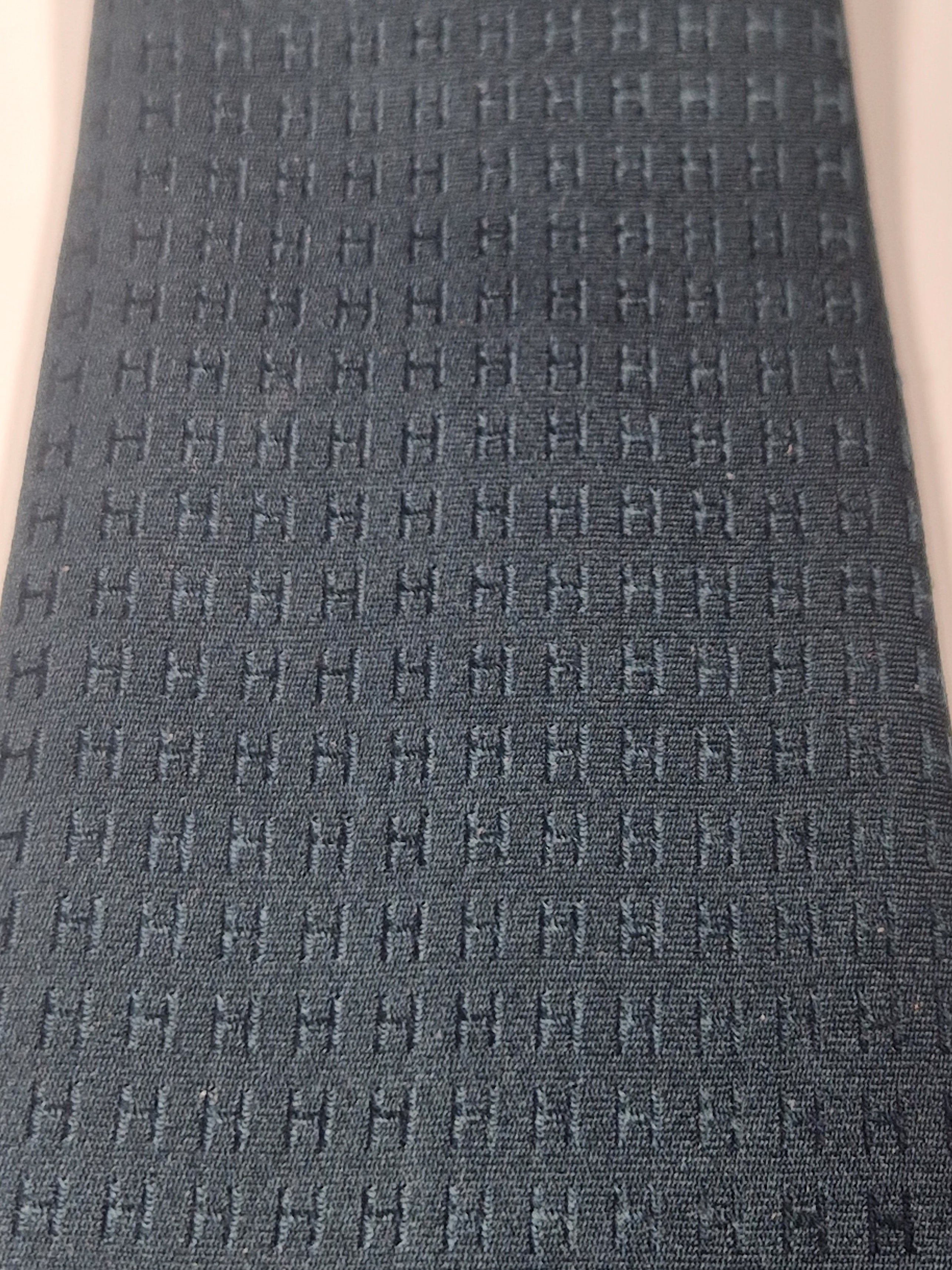 Hermés Petrolium Faconnee H Tie