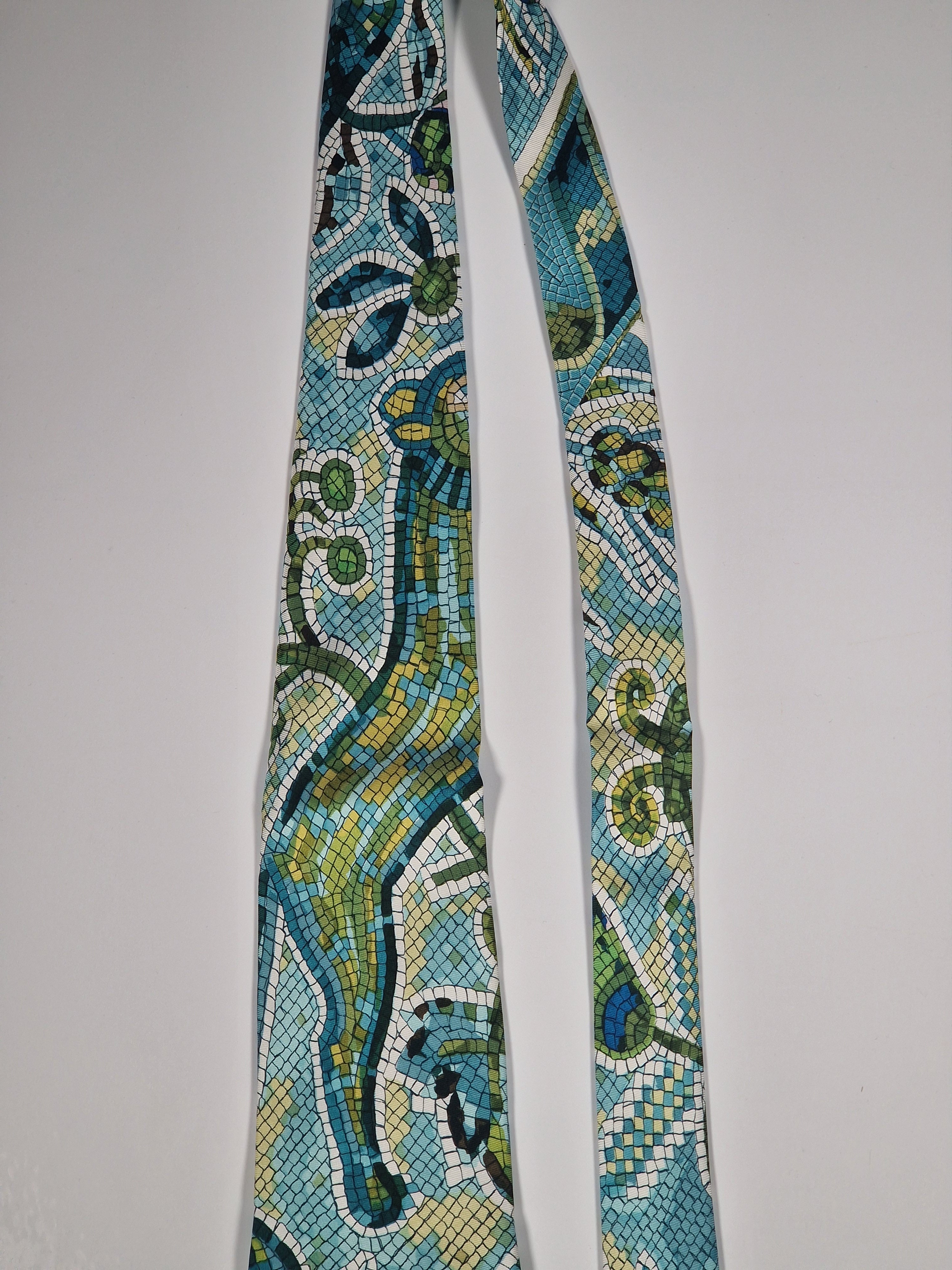 Hermès vintage silk blue mosaic scarf pattern tie no code