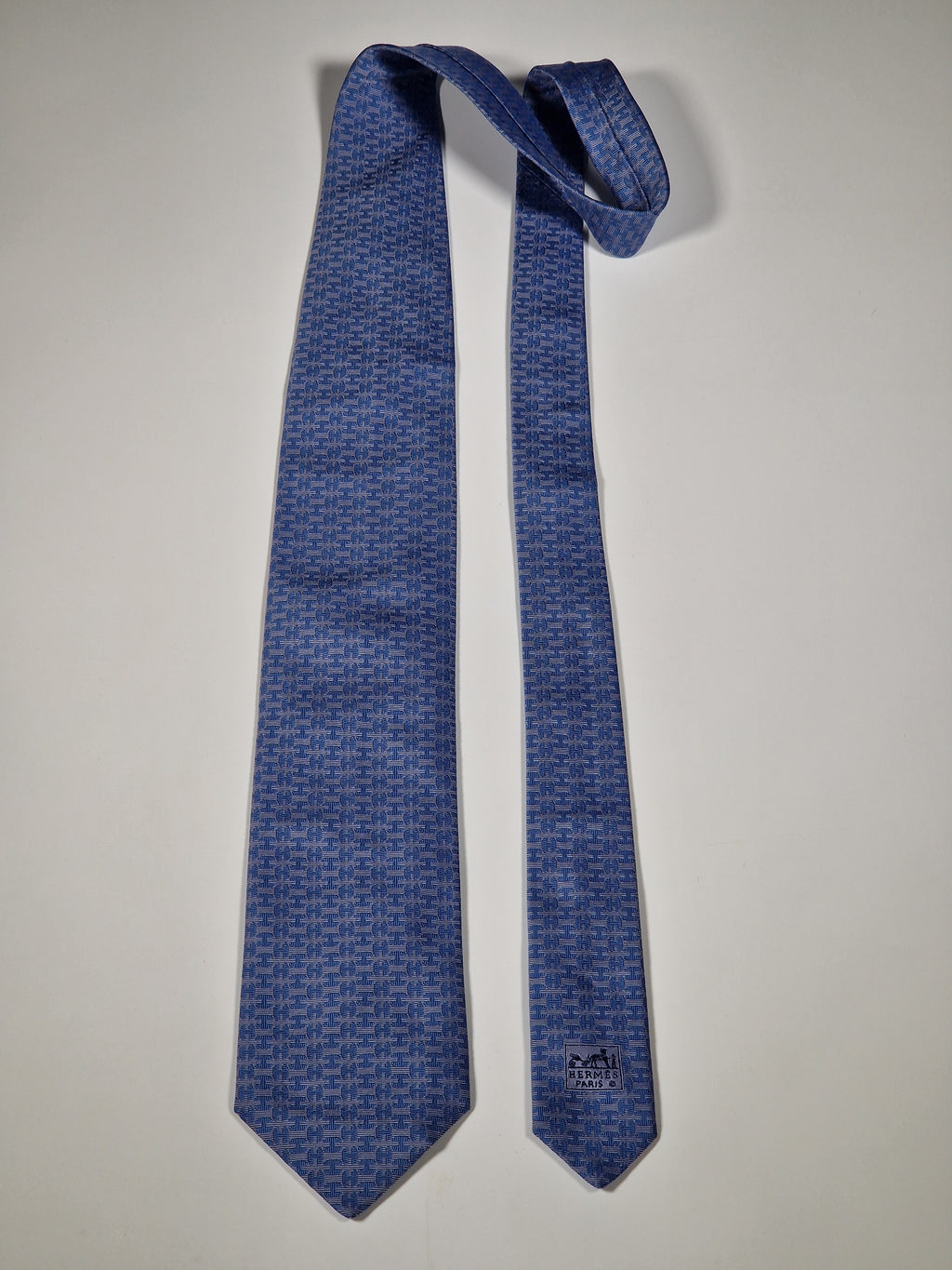 Hermès jaquard silk tie blue H pattern no code