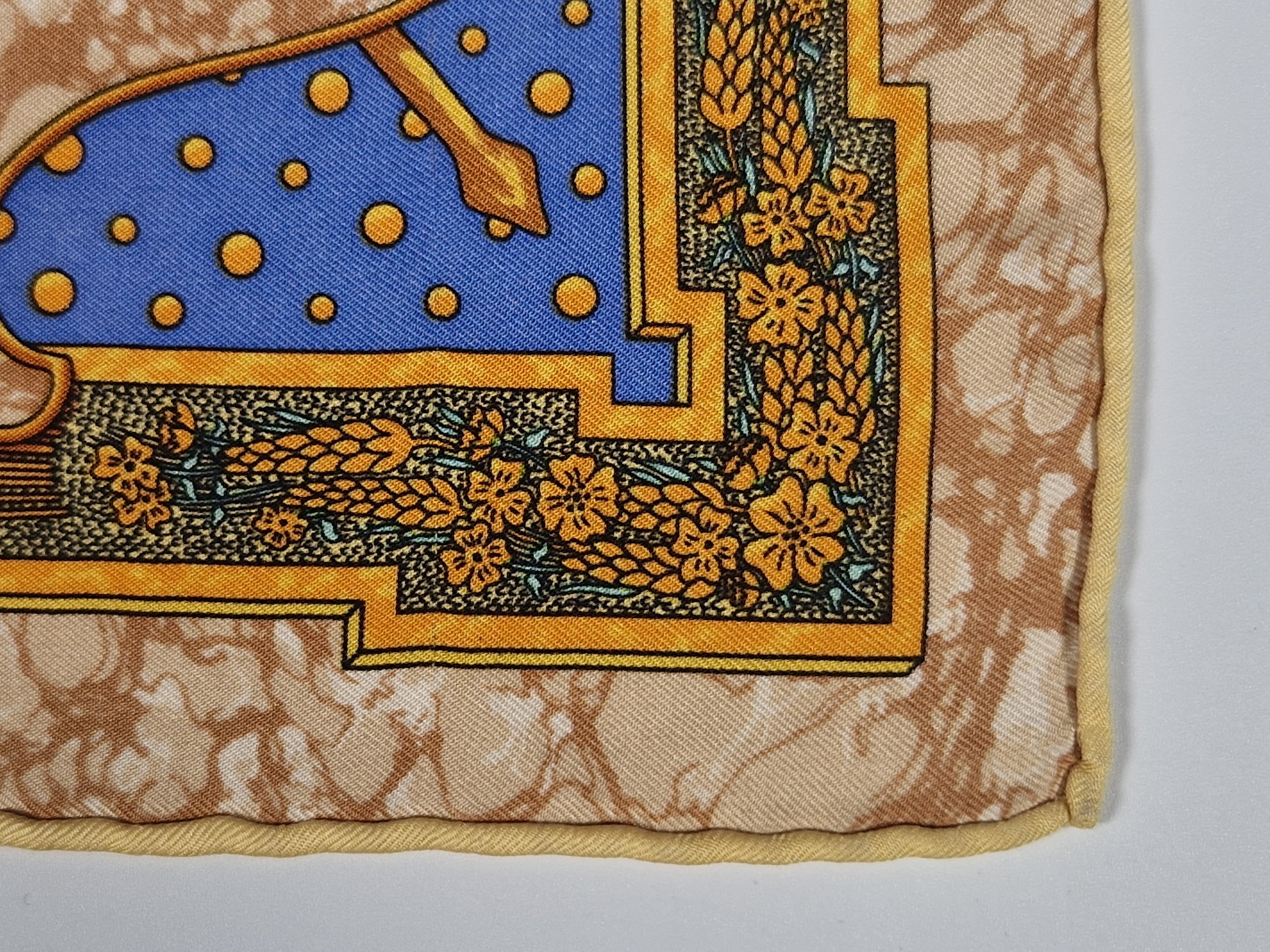 Vintage Hermes petit carrè 40 "Carpe Diem"