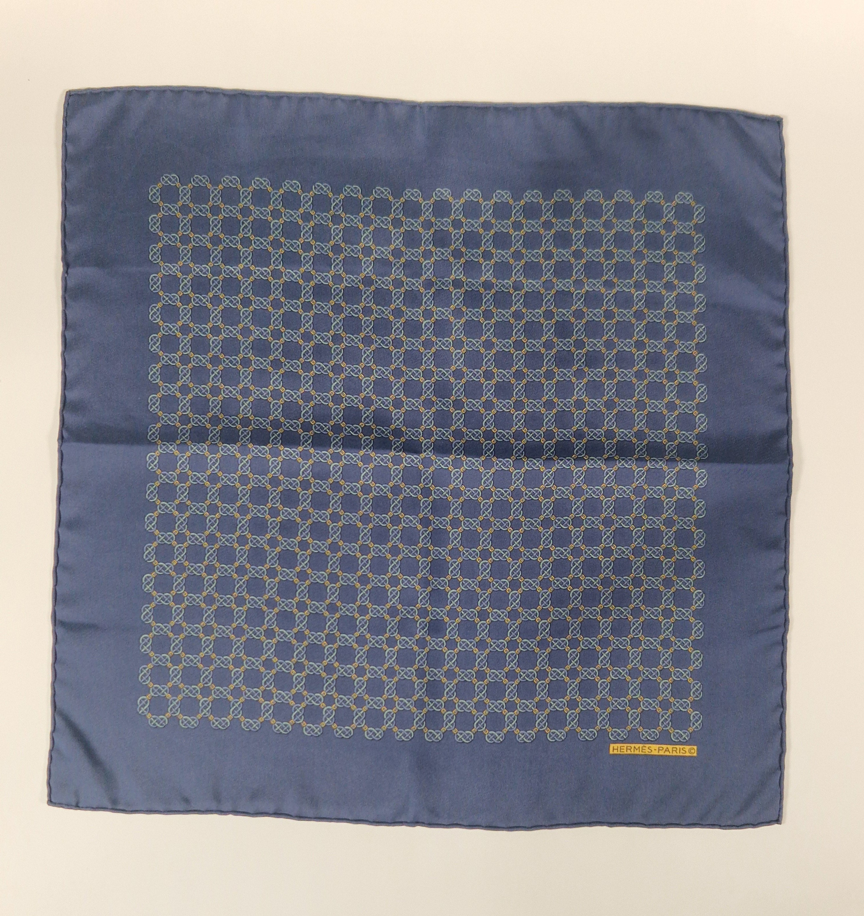 Hermes petit carrè 40 silk blue belt pattern
