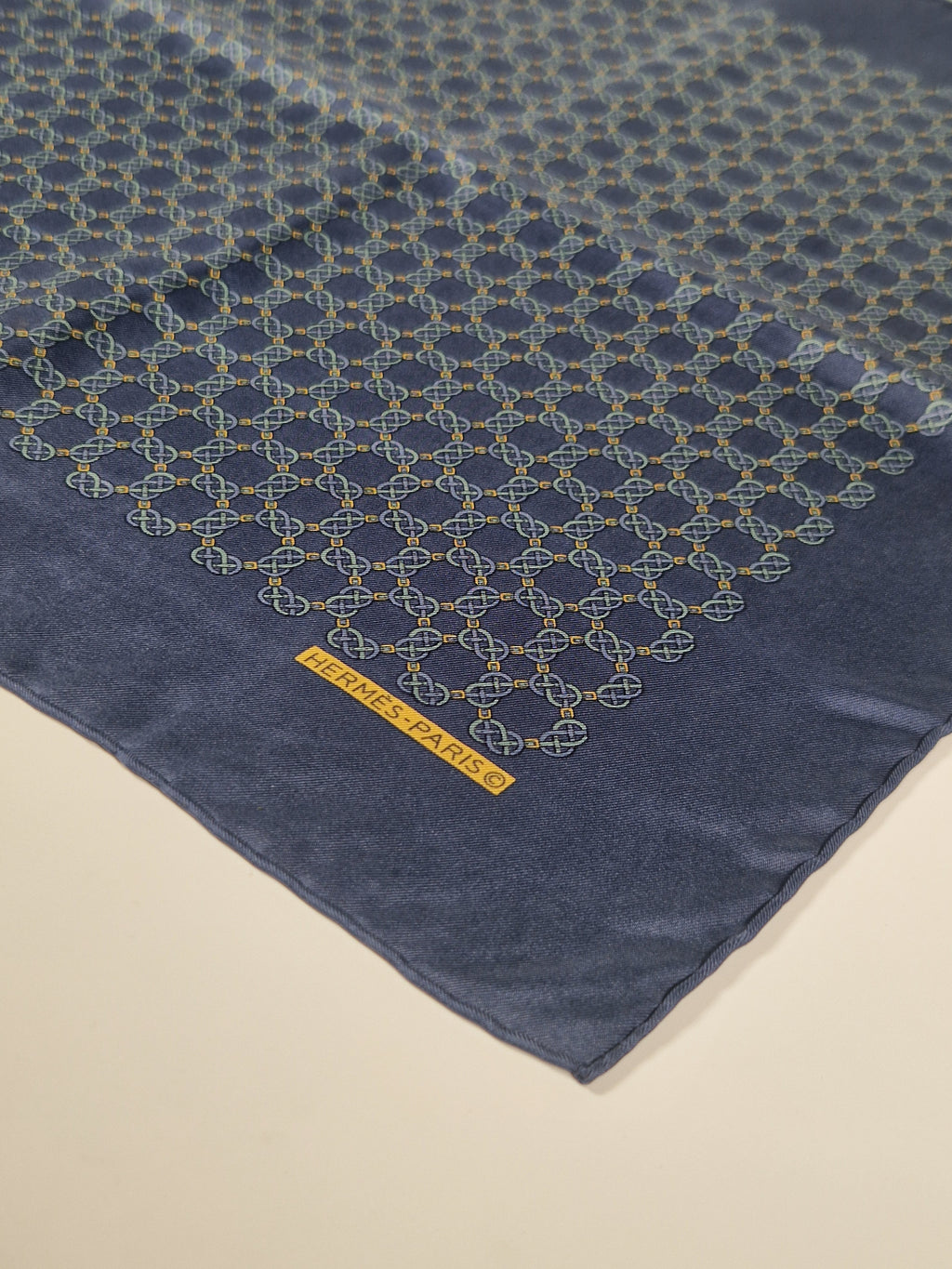 Hermes petit carrè 40 silk blue belt pattern