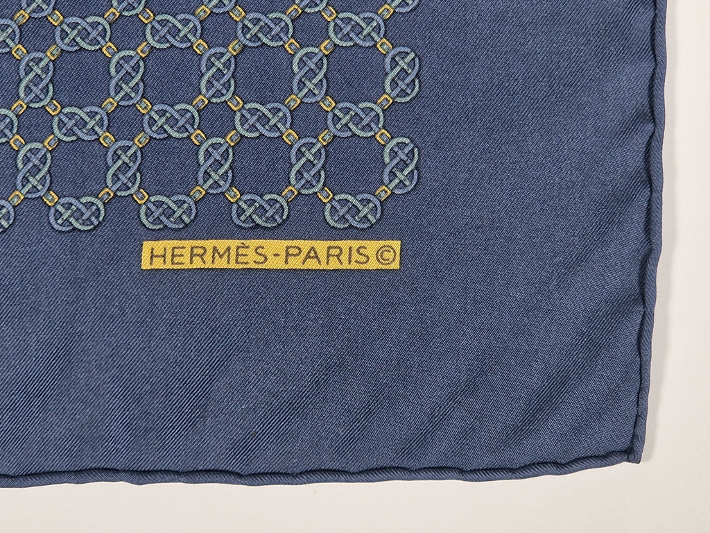 Hermes petit carrè 40 silk blue belt pattern