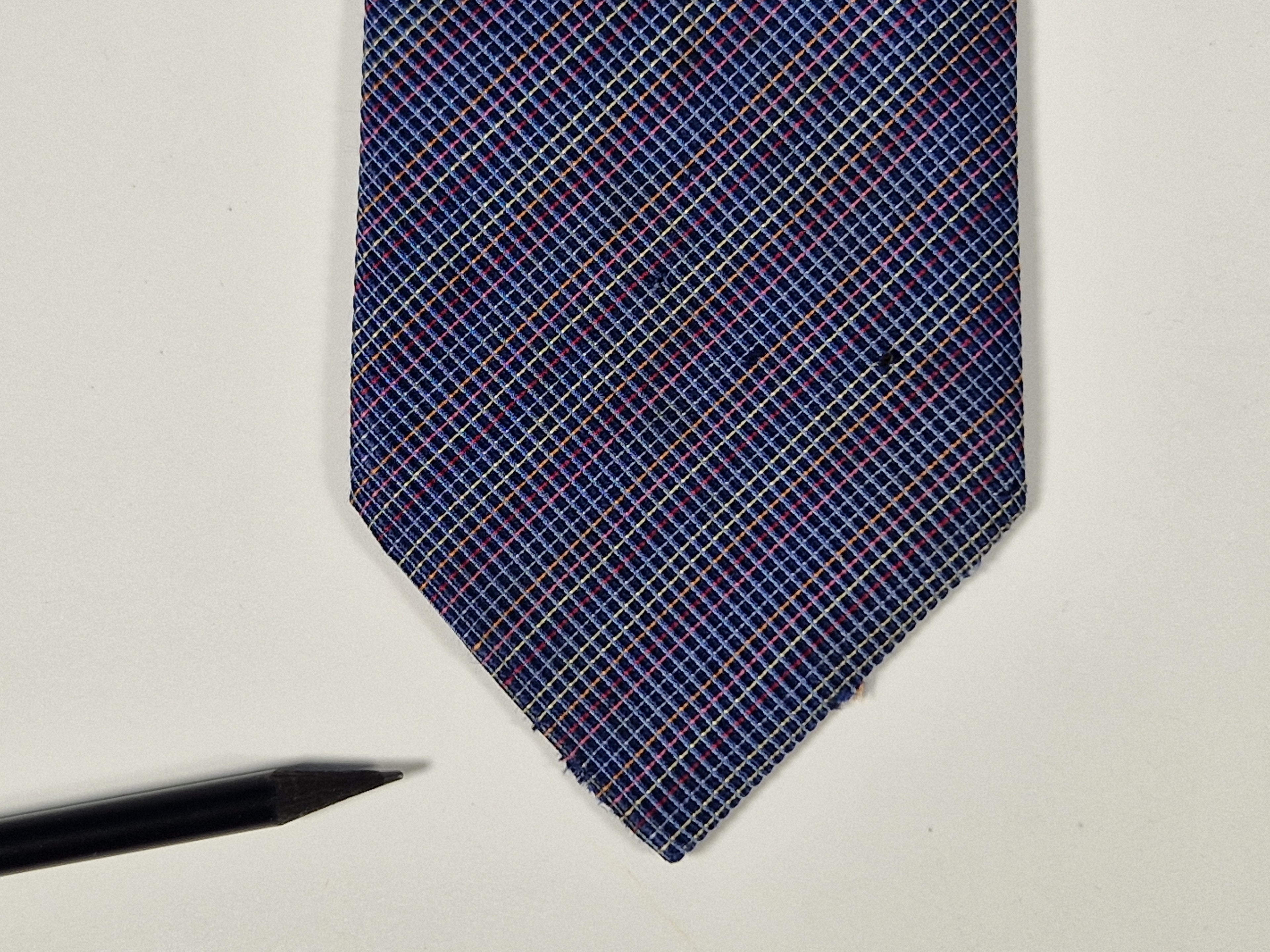 Hermés silk tie blue multicolor micro chekerd Jaquard No Cod