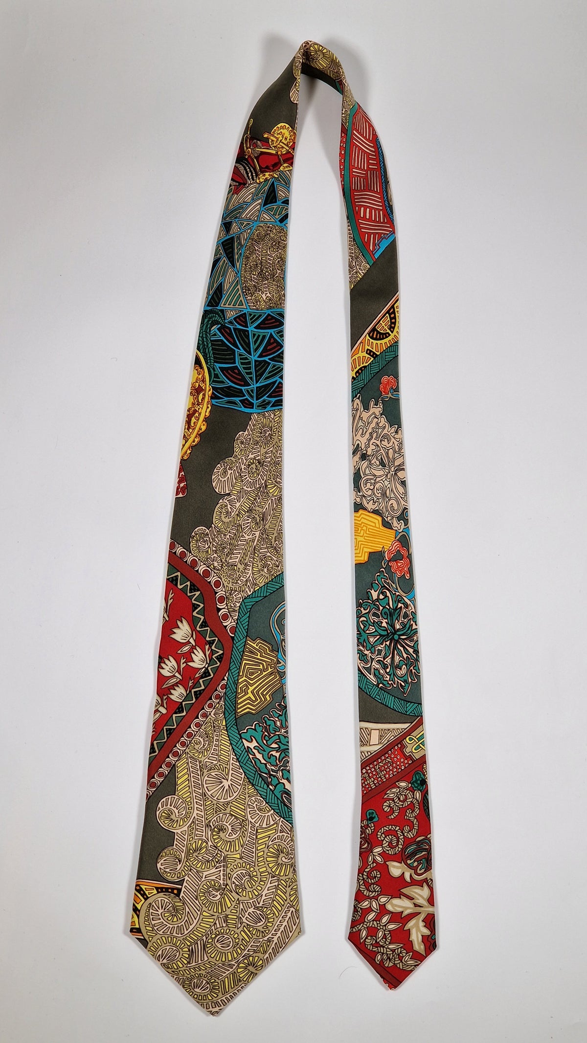Scarf no code Hermès ethnical pattern tie