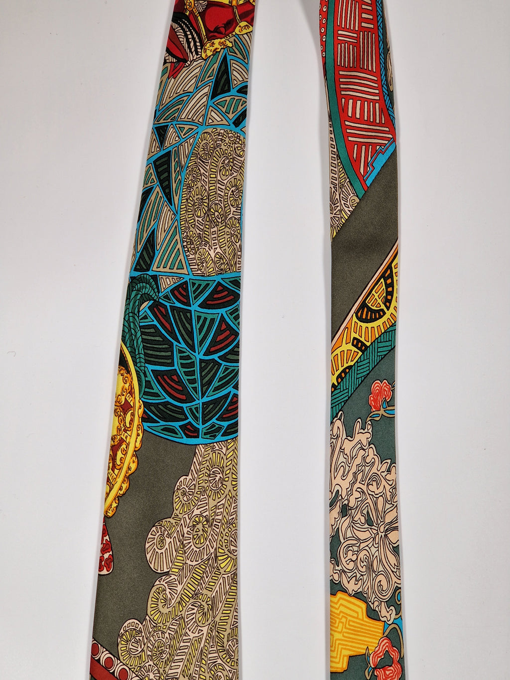 Scarf no code Hermès ethnical pattern tie