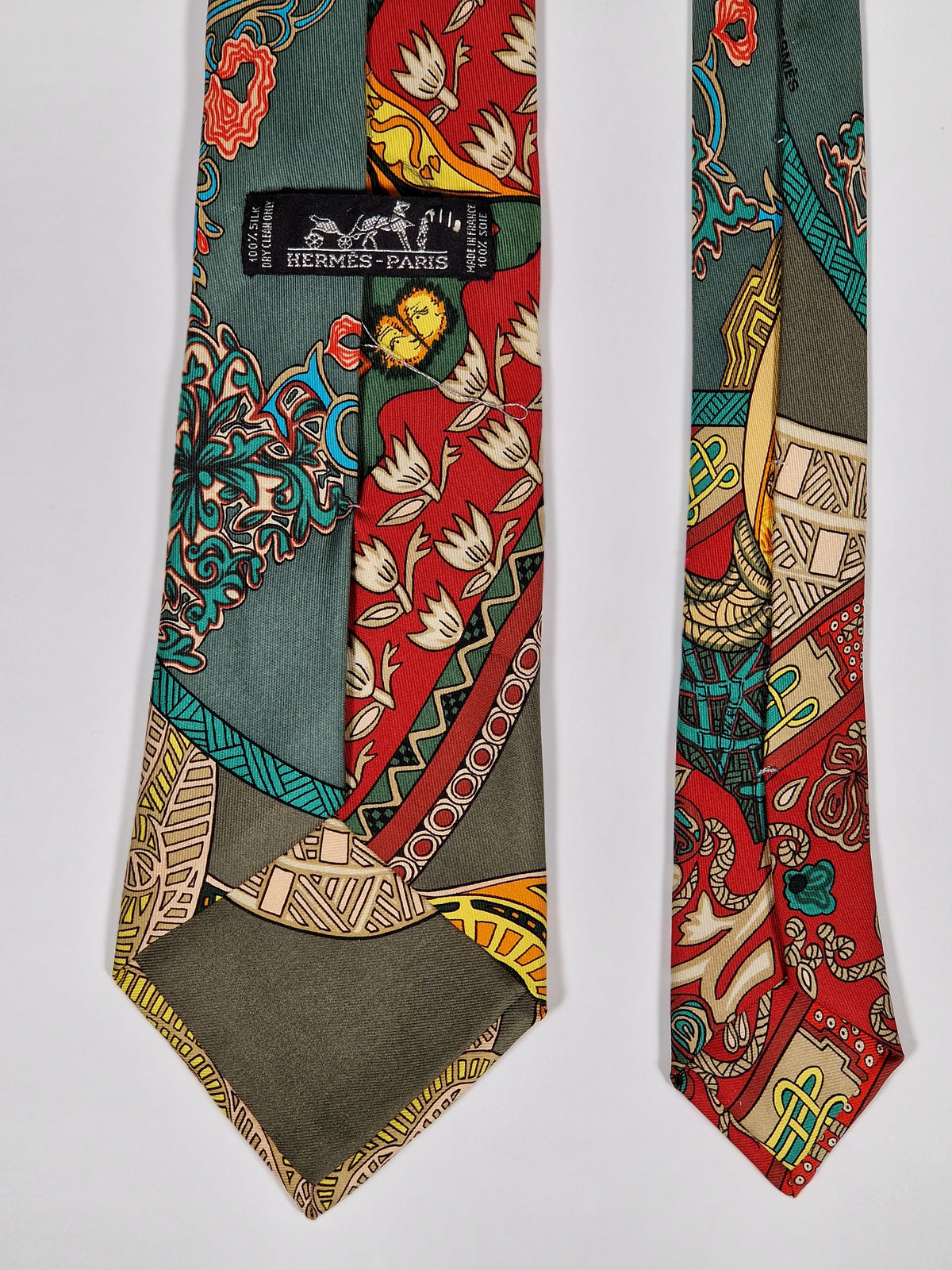 Scarf no code Hermès ethnical pattern tie